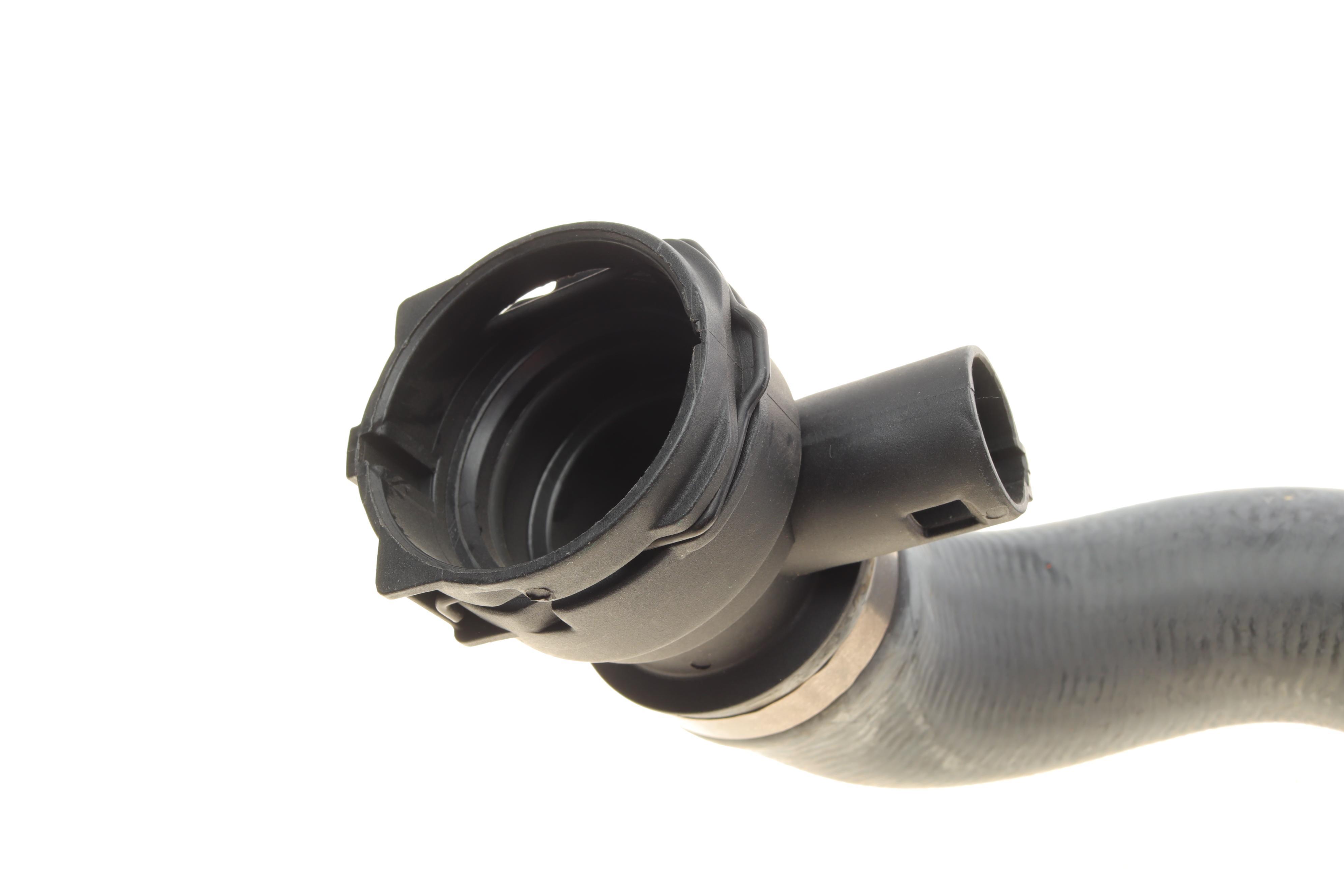 Патрубок системи охолодження (ниній) (R) BMW 3 (E46) 2.0i-3.0i 00-06 M52/M54