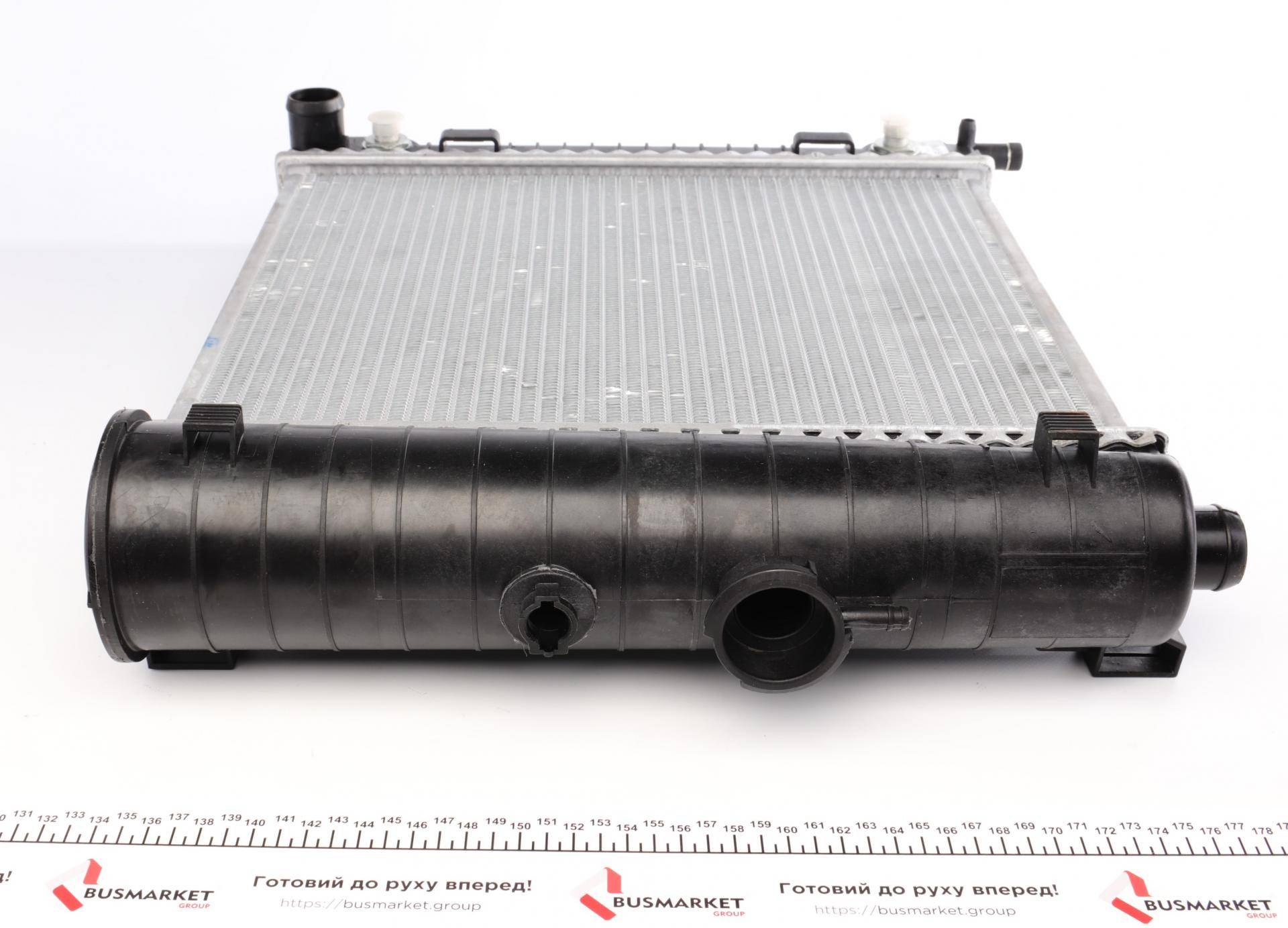 Радіатор охолодження MB W202