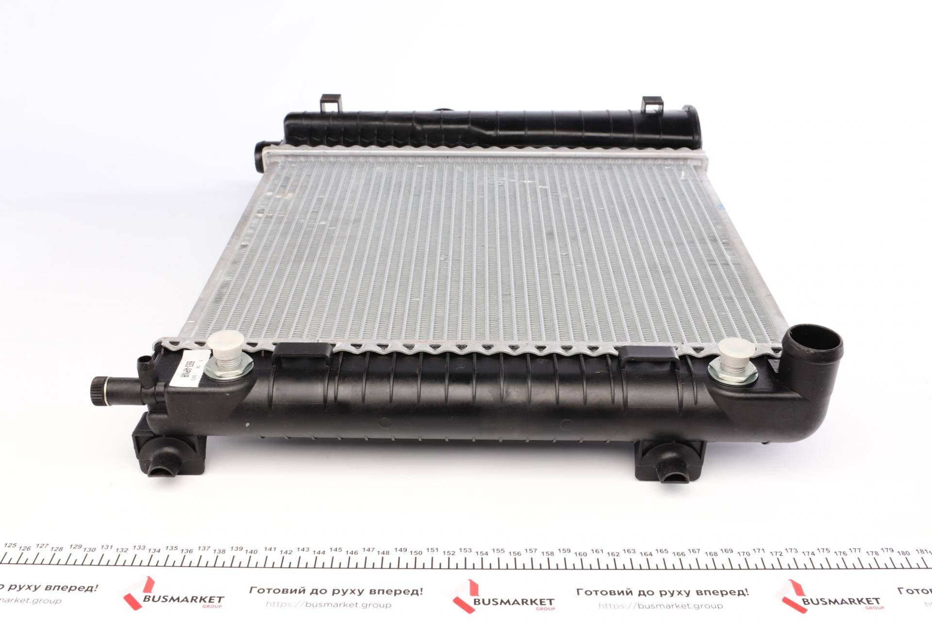 Радіатор охолодження MB W202