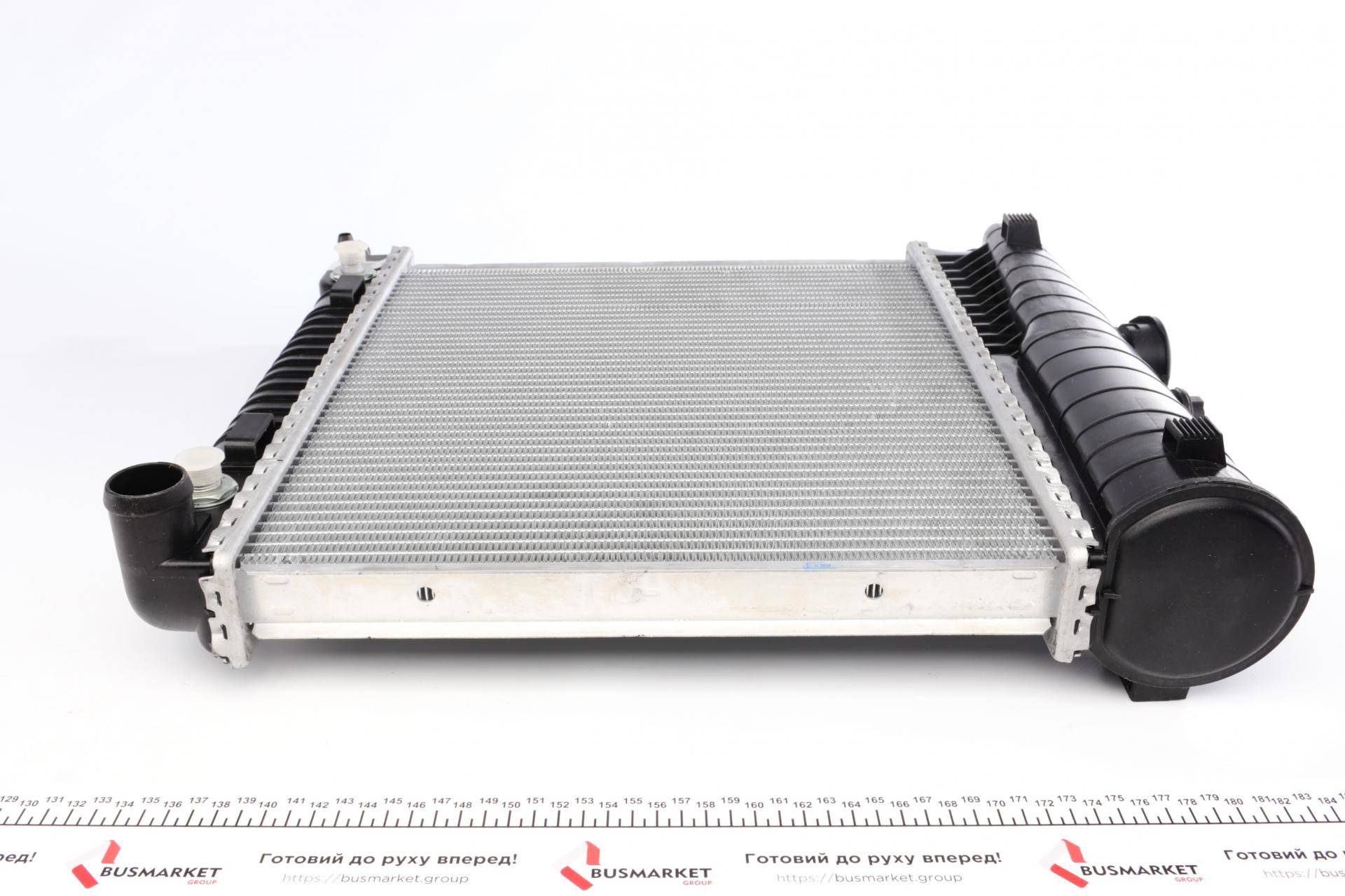Радіатор охолодження MB W202