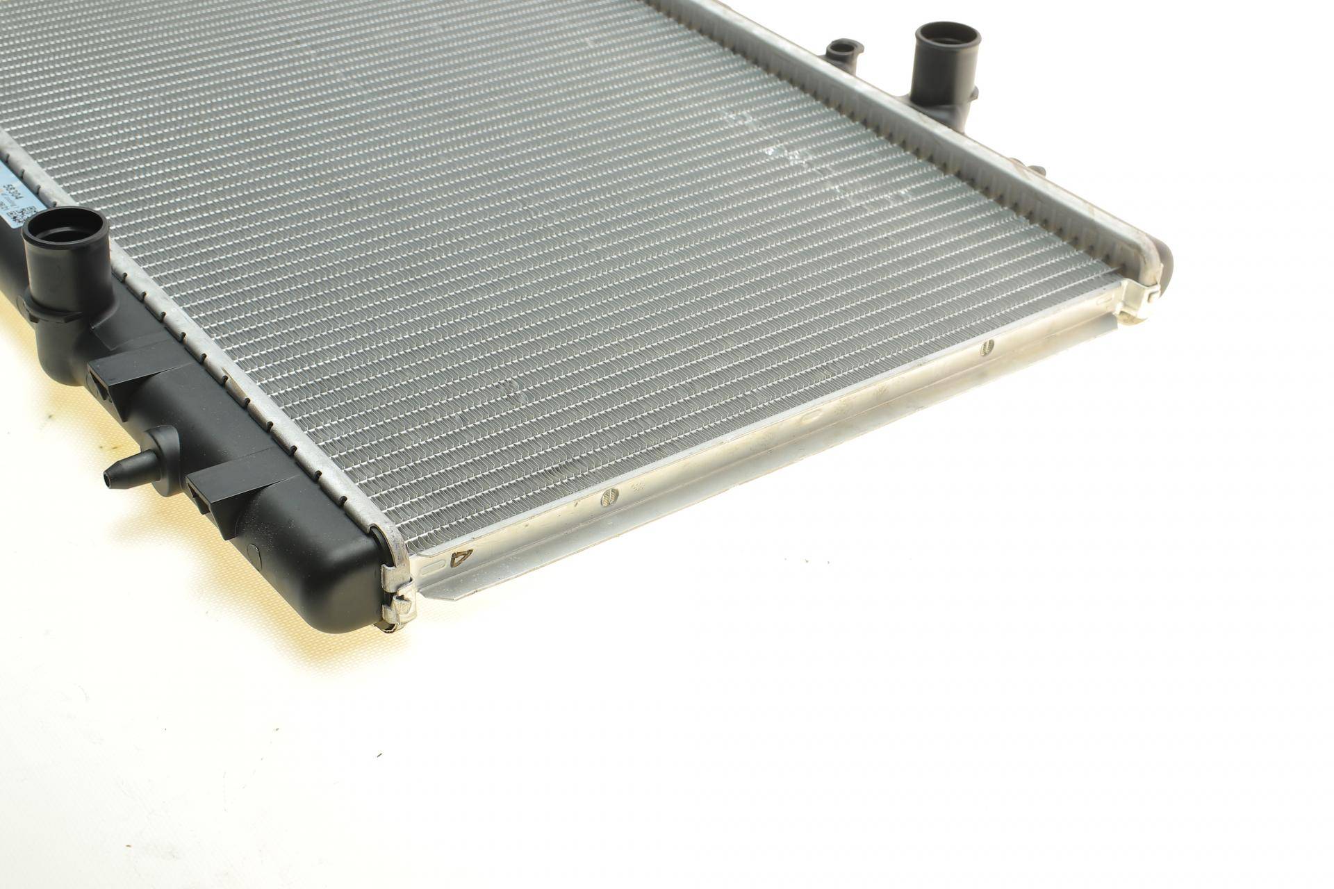 Радіатор охолодження Citroen Berlingo/Peugeot Partner 1.6-2.0HDI 96-