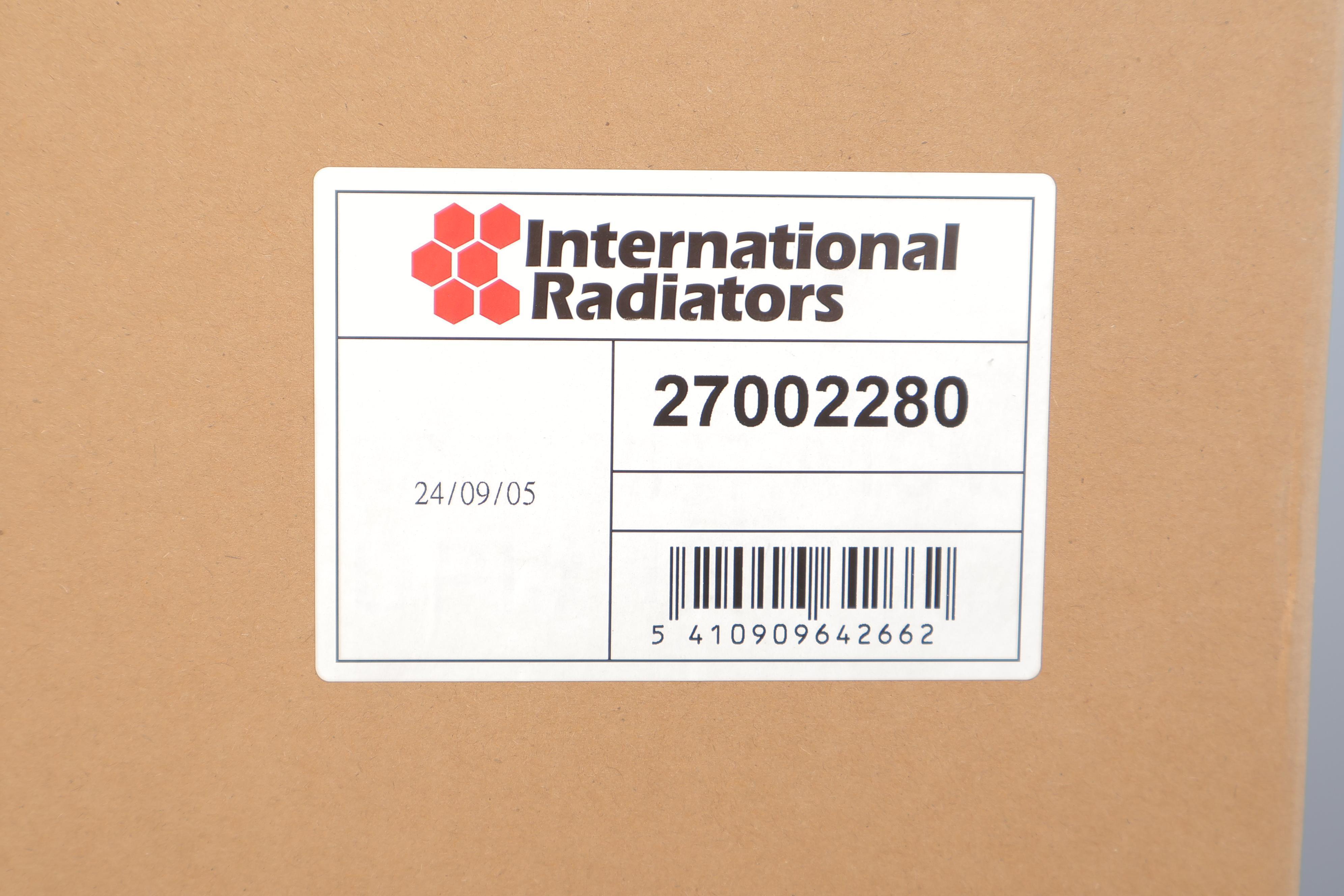 Радіатор охолодження Mazda 6 2.0/2.5 12-