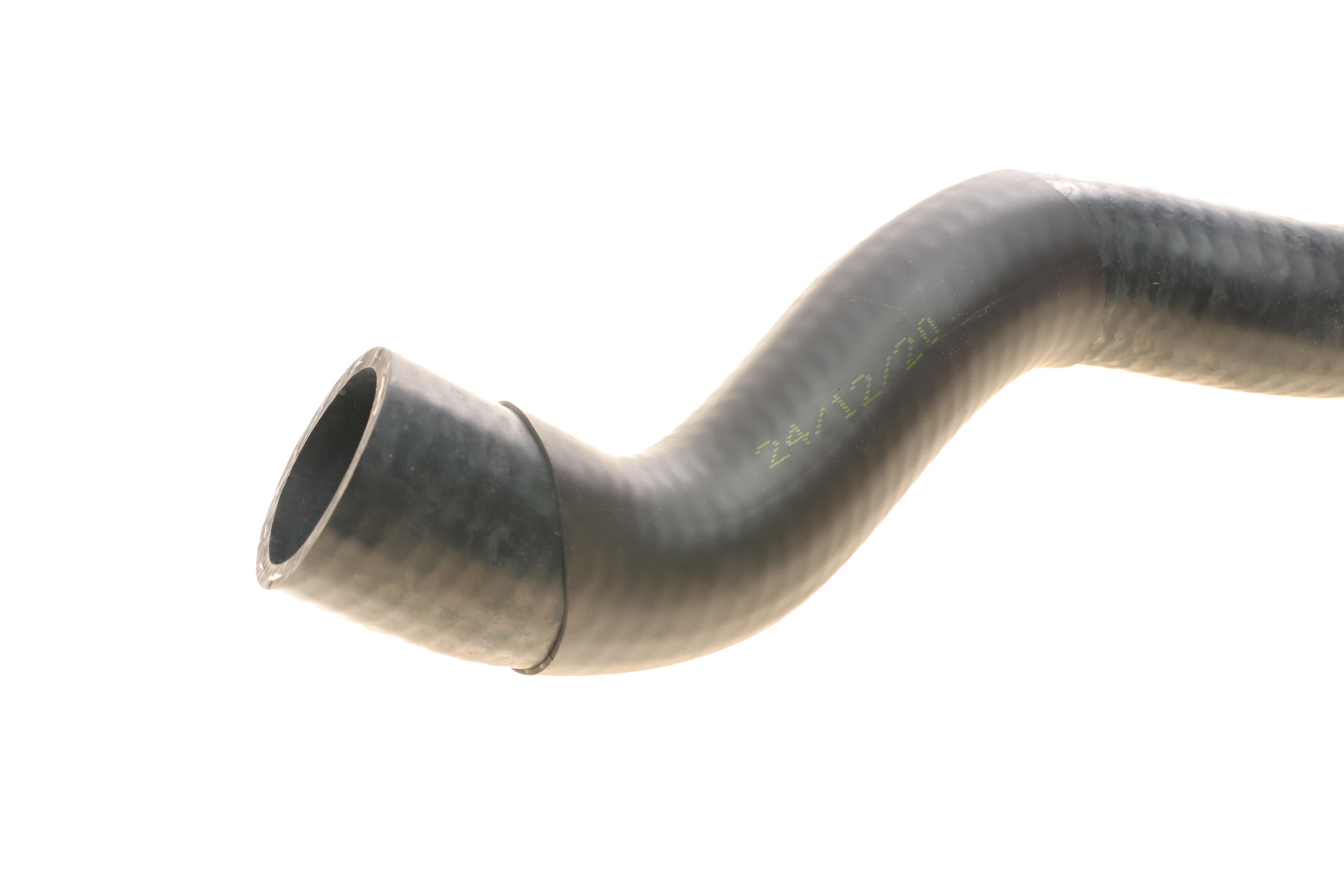 Патрубок системи охолодження VW Caddy III/Golf V 1.9TDI 04-