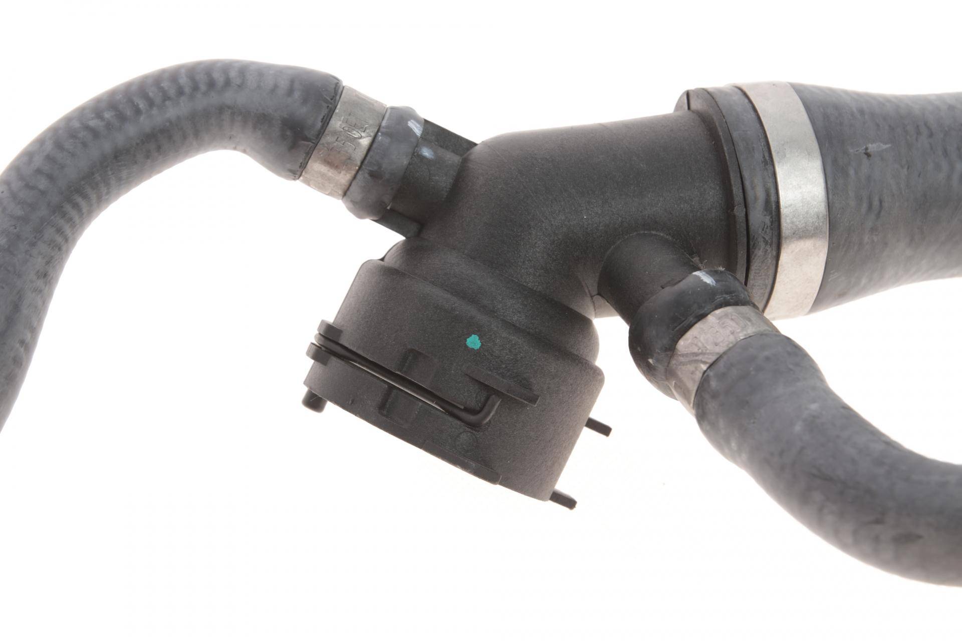 Патрубок радіатора (верхній) (L) BMW X5 (E53) 4.4i/4.6is 00-06 M62