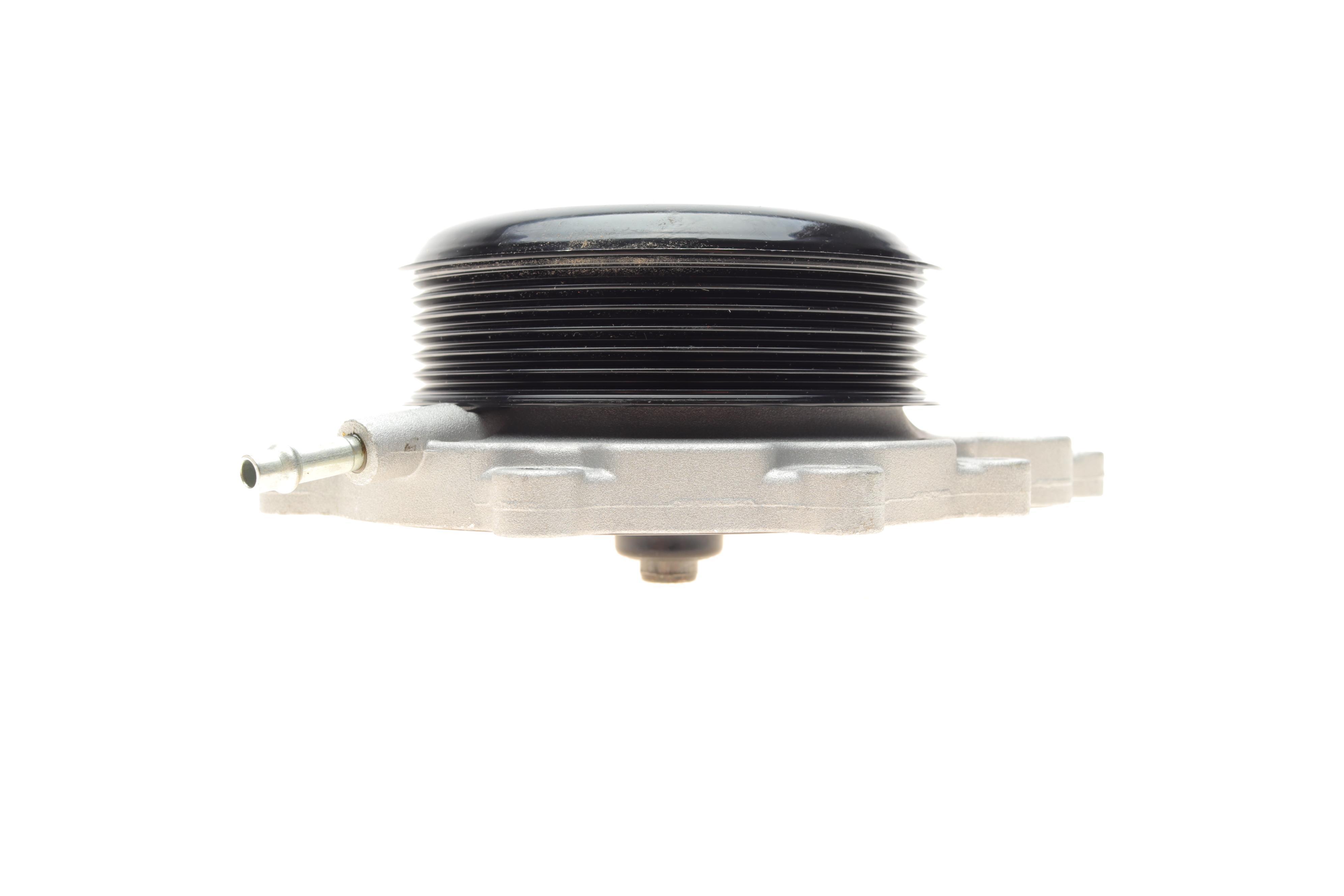 Помпа води MB C-class (W204/S204)/E-class (W212)/Vito (W447) (OM651) 08-