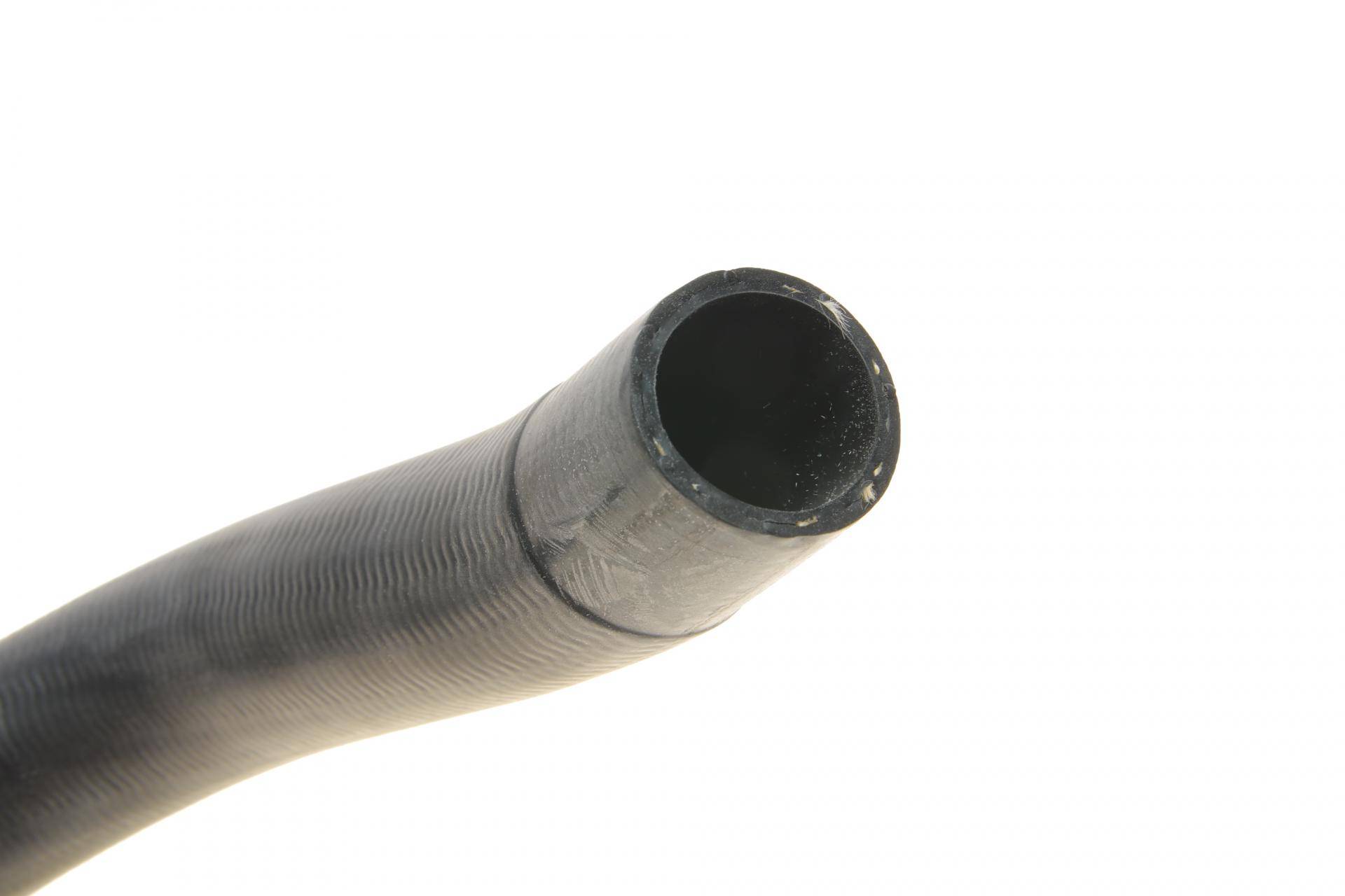 Патрубок системи охолодження MB Sprinter (W906) OM642 06- (верхній)