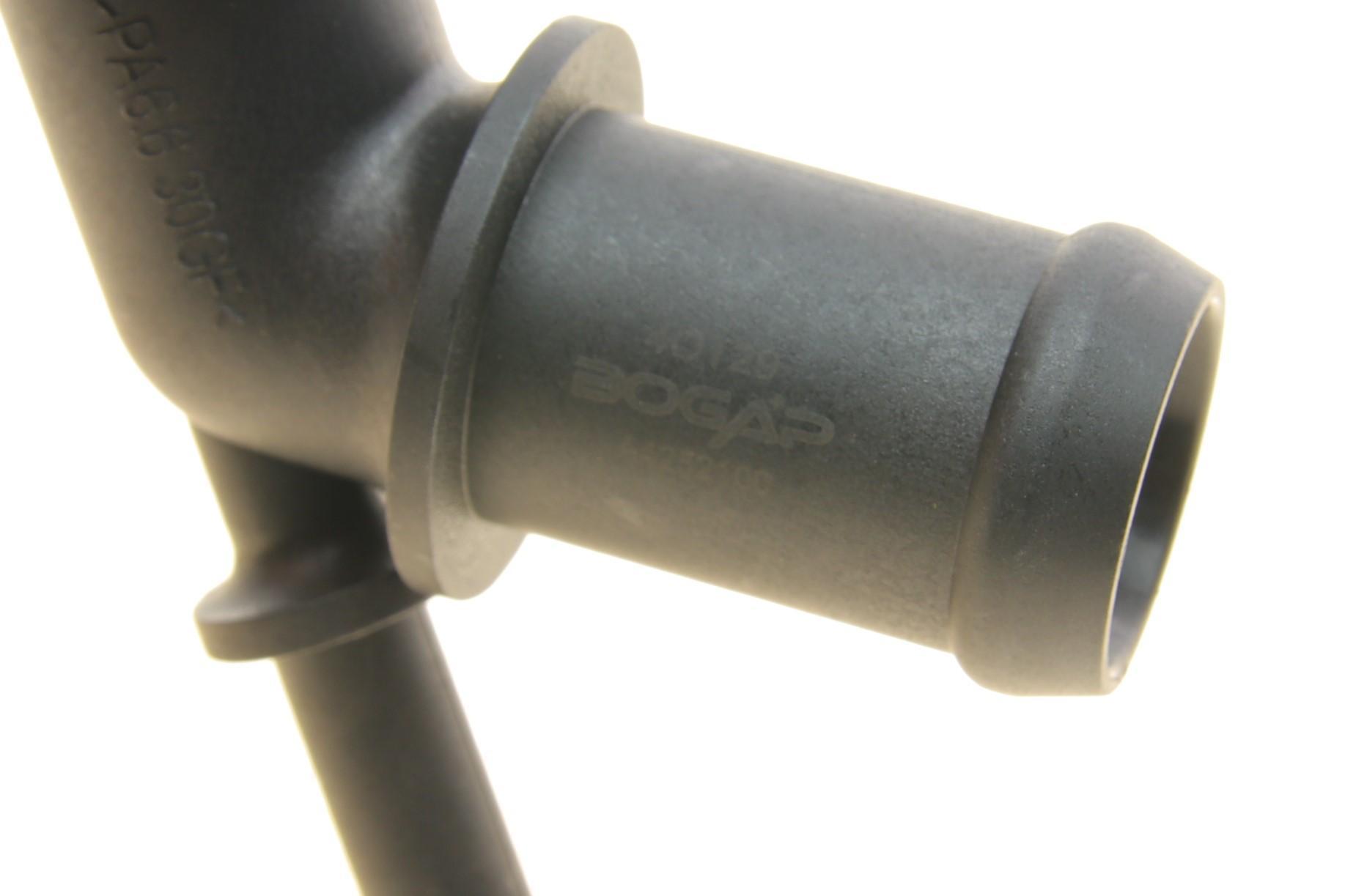 Фланець системи охолодження VW Golf IV 1.6/2.0i 97-06