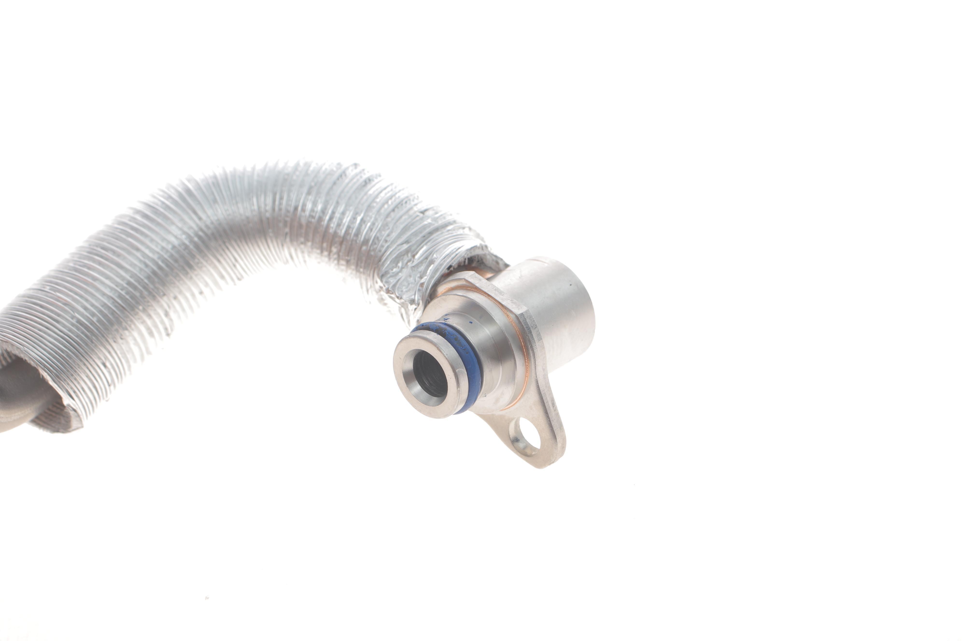Трубка системи охолодження турбіни BMW 5 (F10/F07/F11) 11-17 N26/N20
