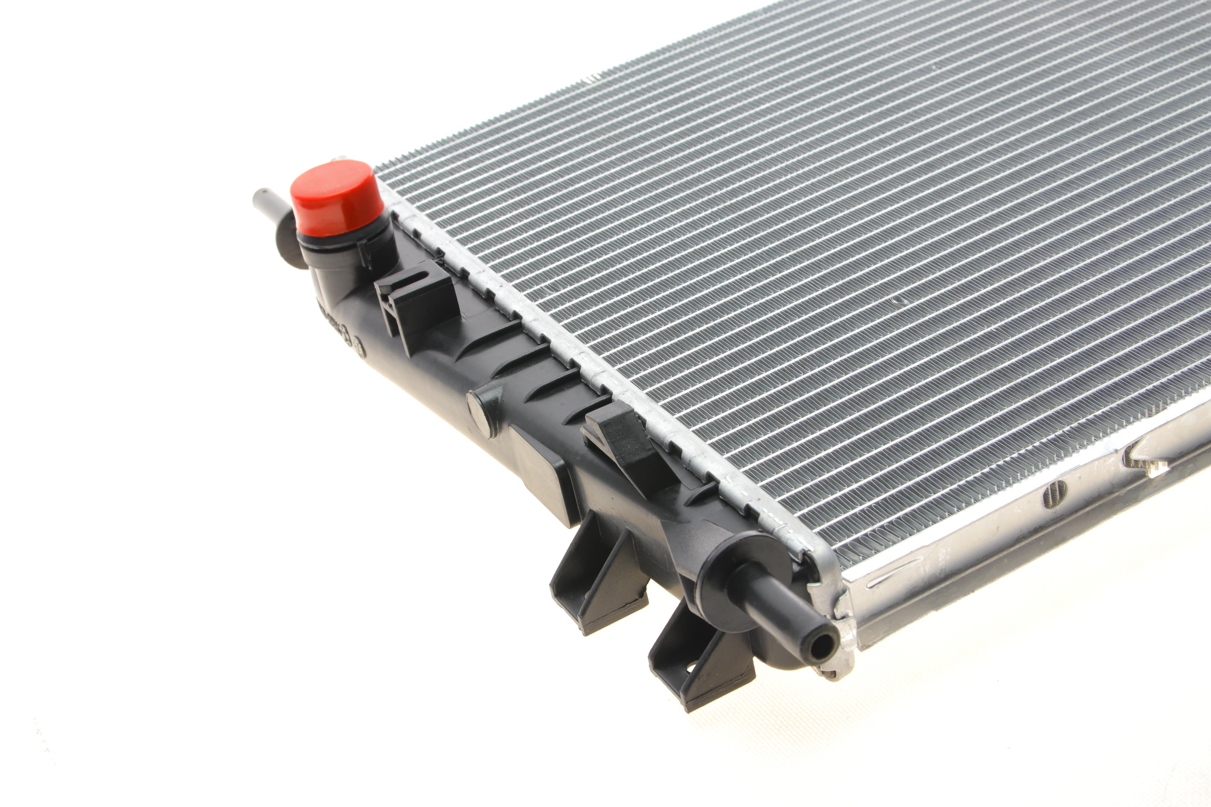 Радіатор охолодження Ford Mondeo 2.0-3.0 i/2.0-2.2 D 00-07