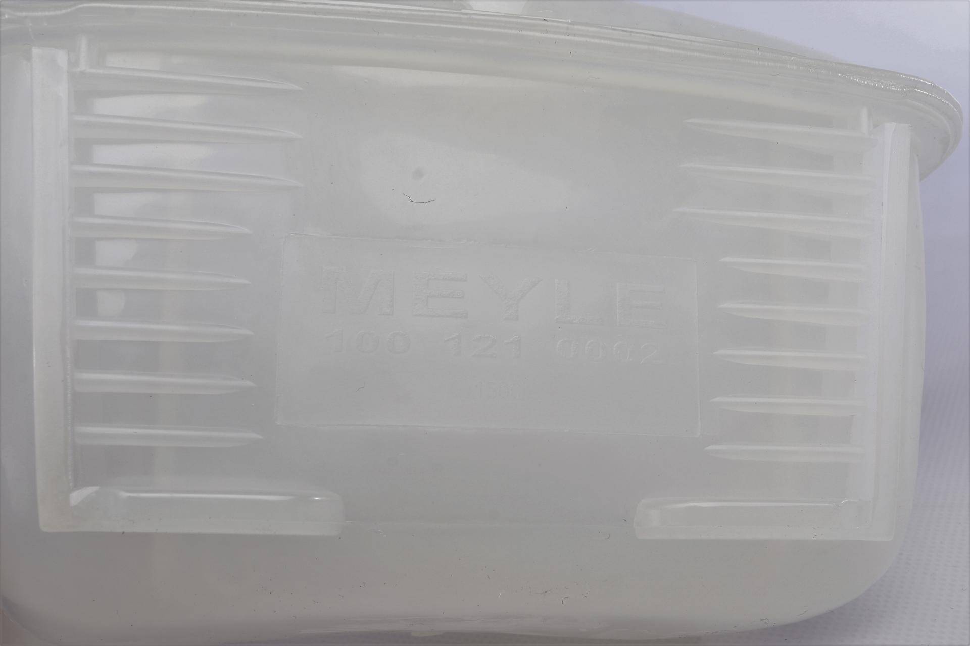 Бачок розширювальний VW Caddy/Golf/Jetta/Passat 74-93