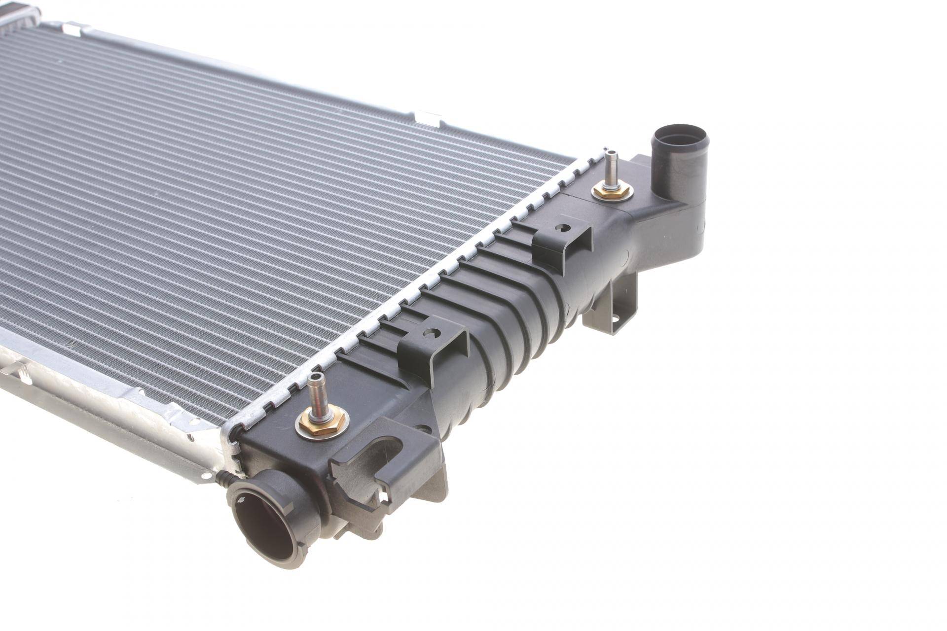 Радіатор охолодження Chrysler Voyager/Caravan 2.4 95-01