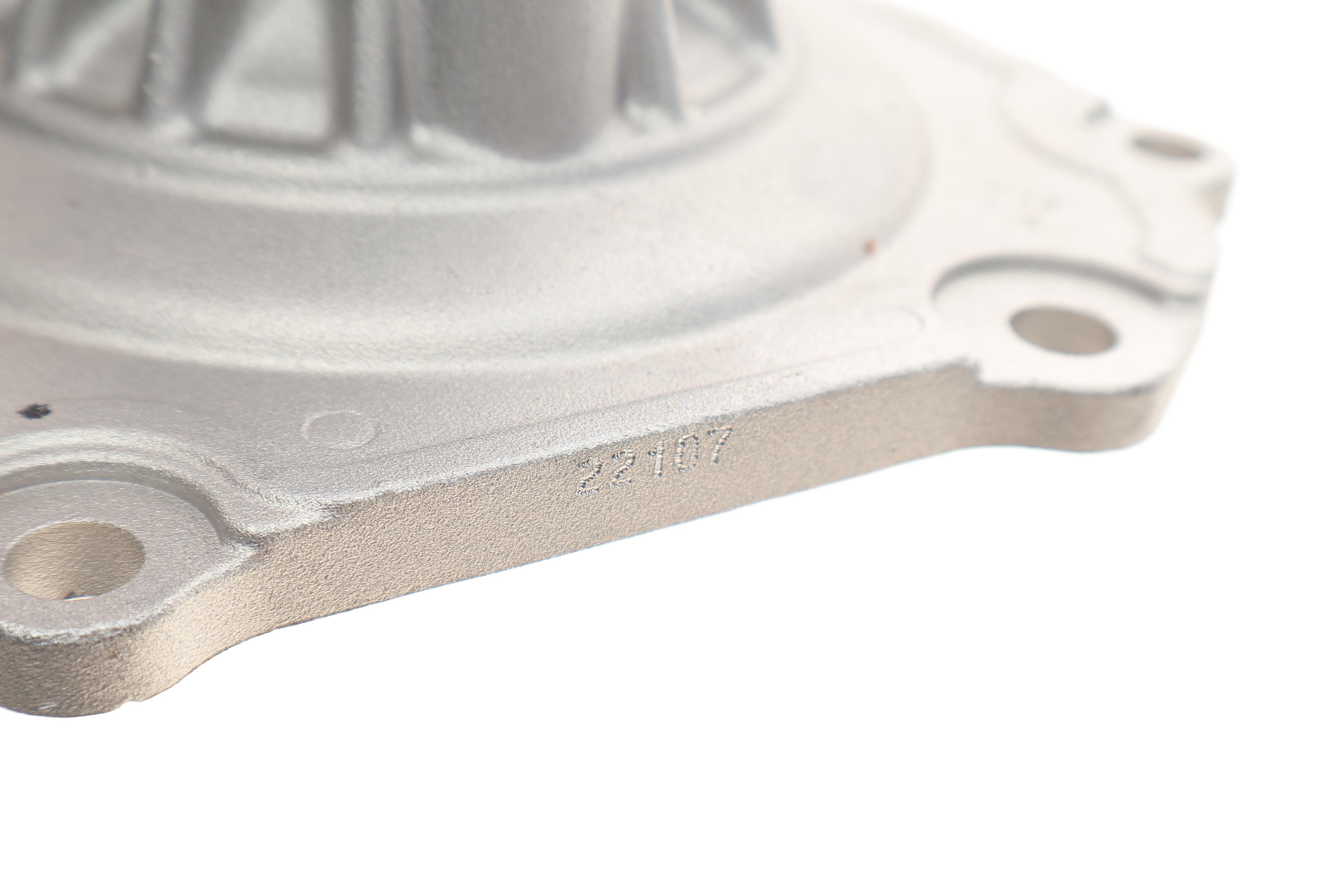 Помпа води Nissan Trade/Urvan 2.5D/3.0D 96-06