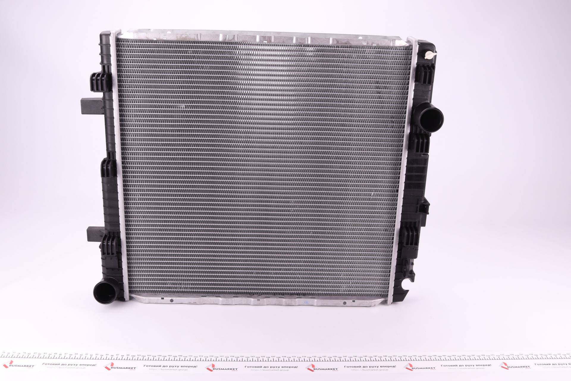 Радіатор охолодження MB Atego 815-1215 (-AC)