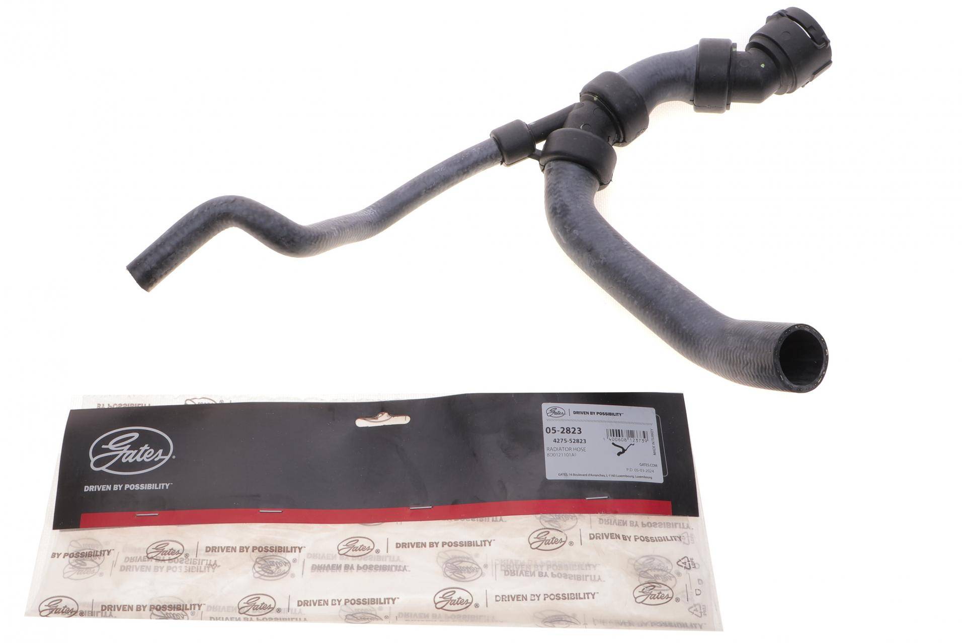 Патрубок радіатора (верхній) Audi A4/Skoda Superb/VW Passat 2.4/2.8 96-08