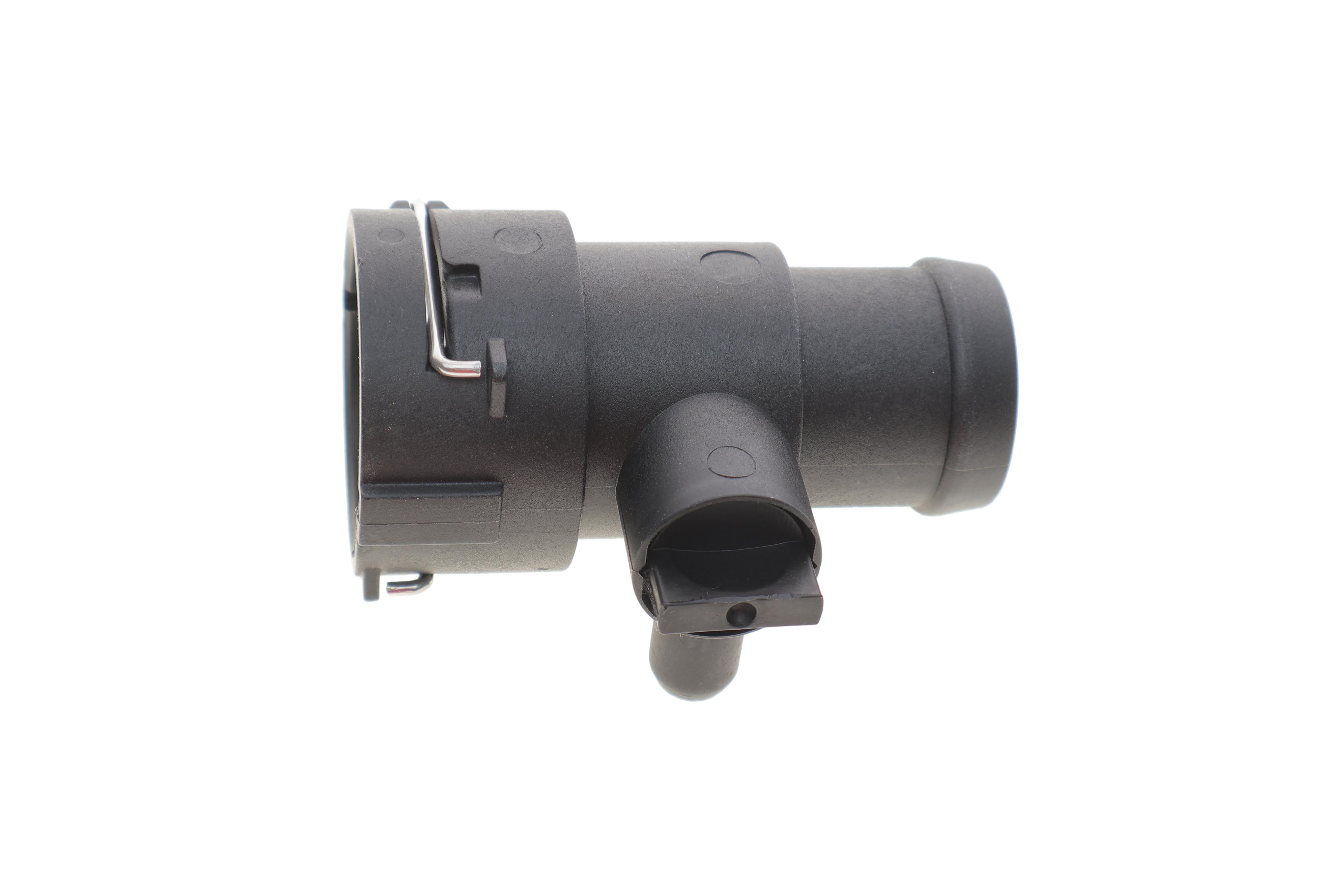 Фланець системи охолодження Audi A4/Q5 13-17