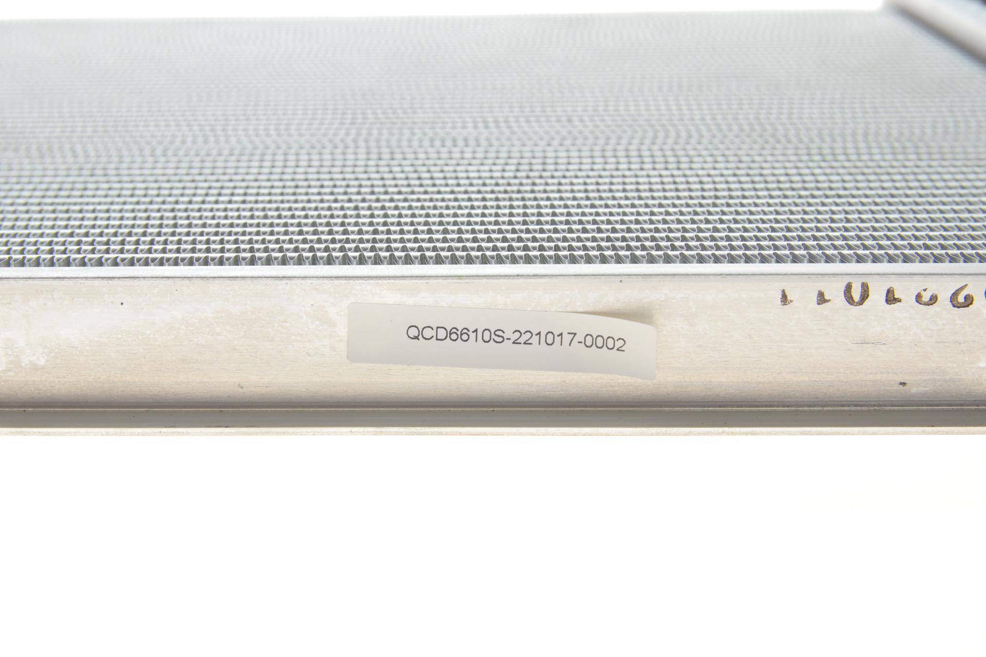 Радіатор охолодження Volvo S90/V90/XC90 2.0/2.0D/2.0H 14-