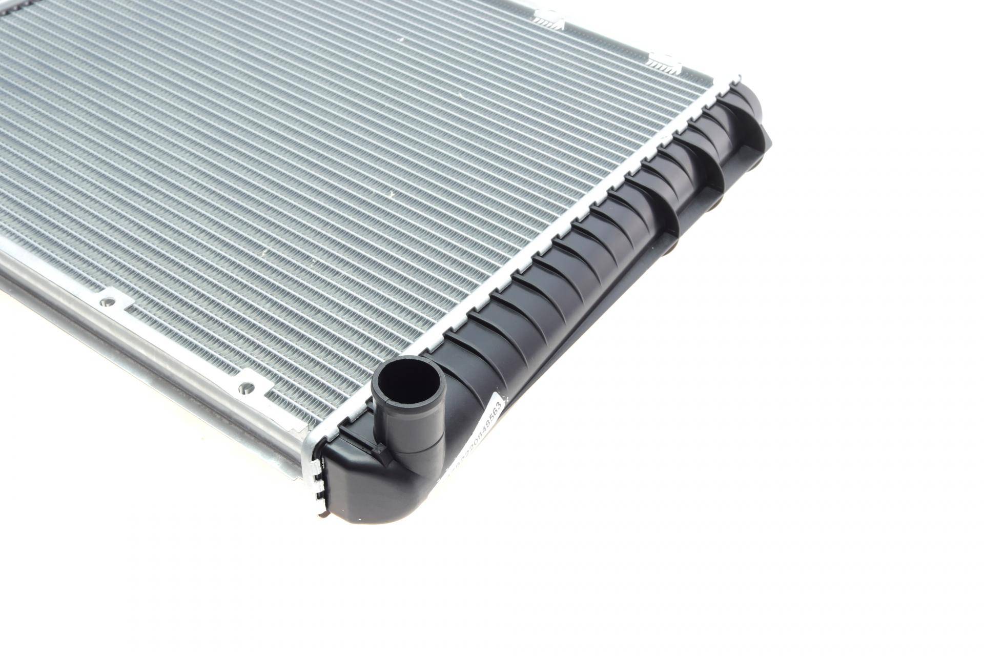 Радіатор охолодження Volvo 740/940 2.0-2.3 85-94