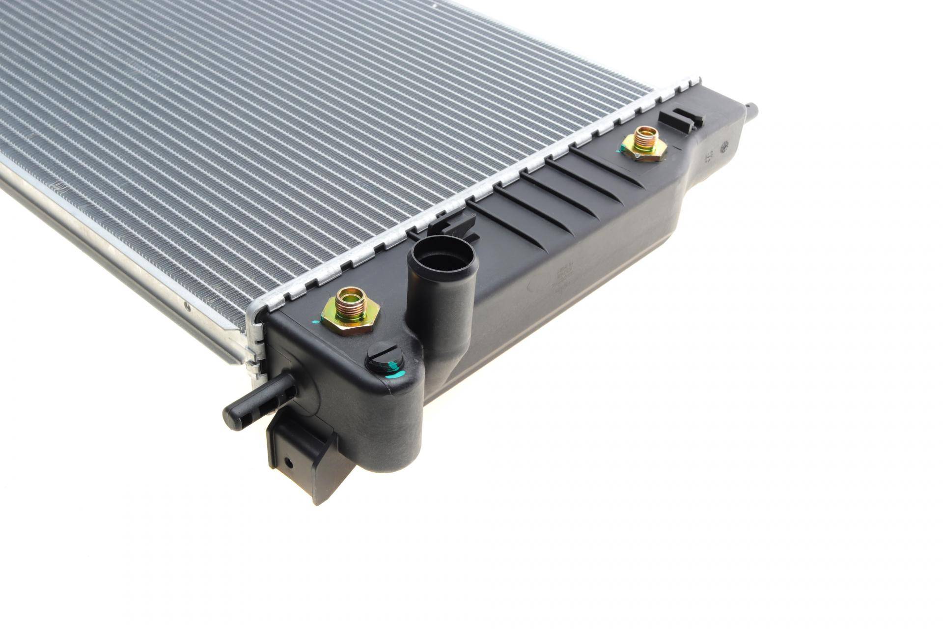 Радіатор охолодження Ford Mondeo 1.6/1.8/2.0 93-00