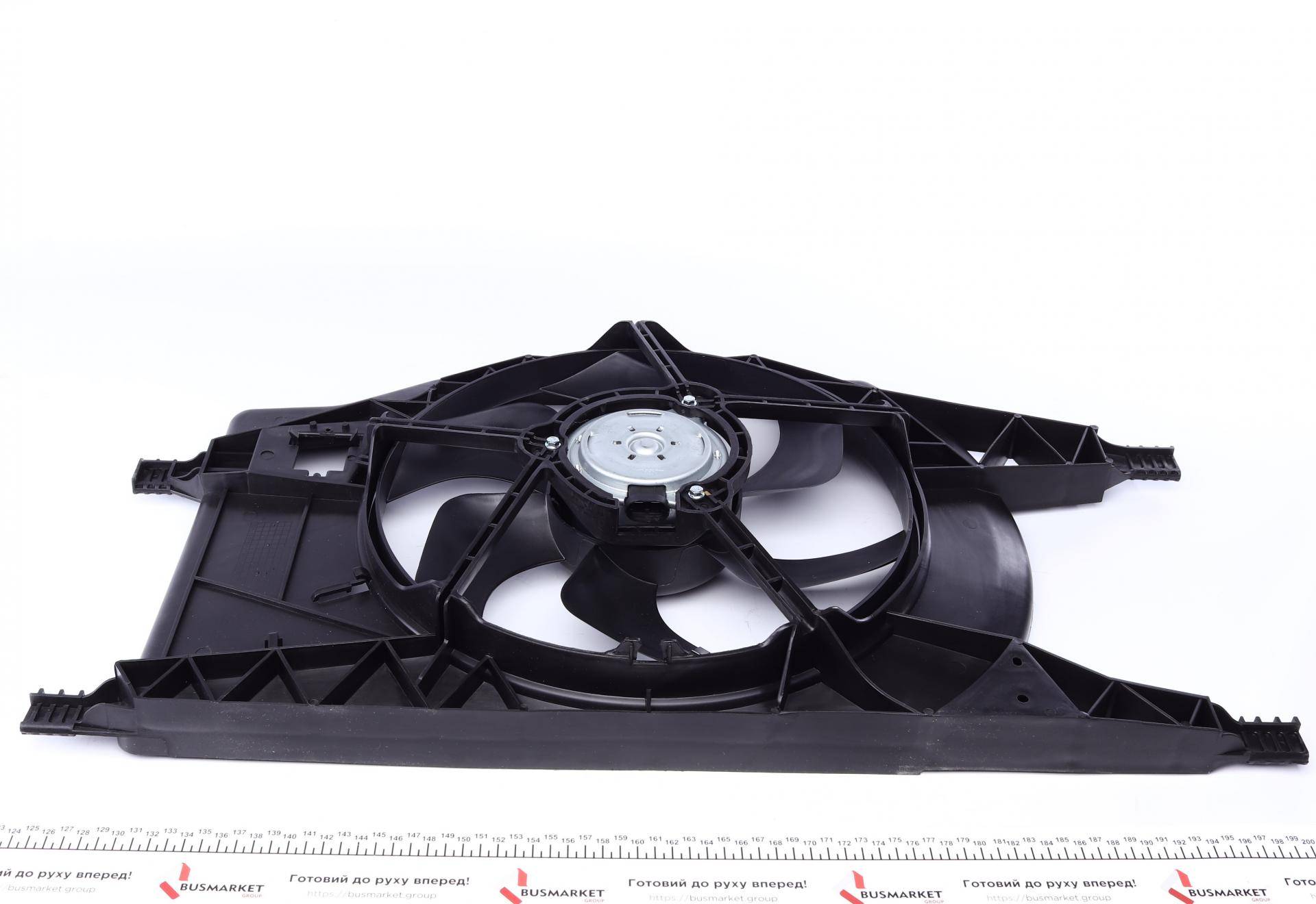 Вентилятор радіатора Renault Clio/Laguna 00- (з дифузором)