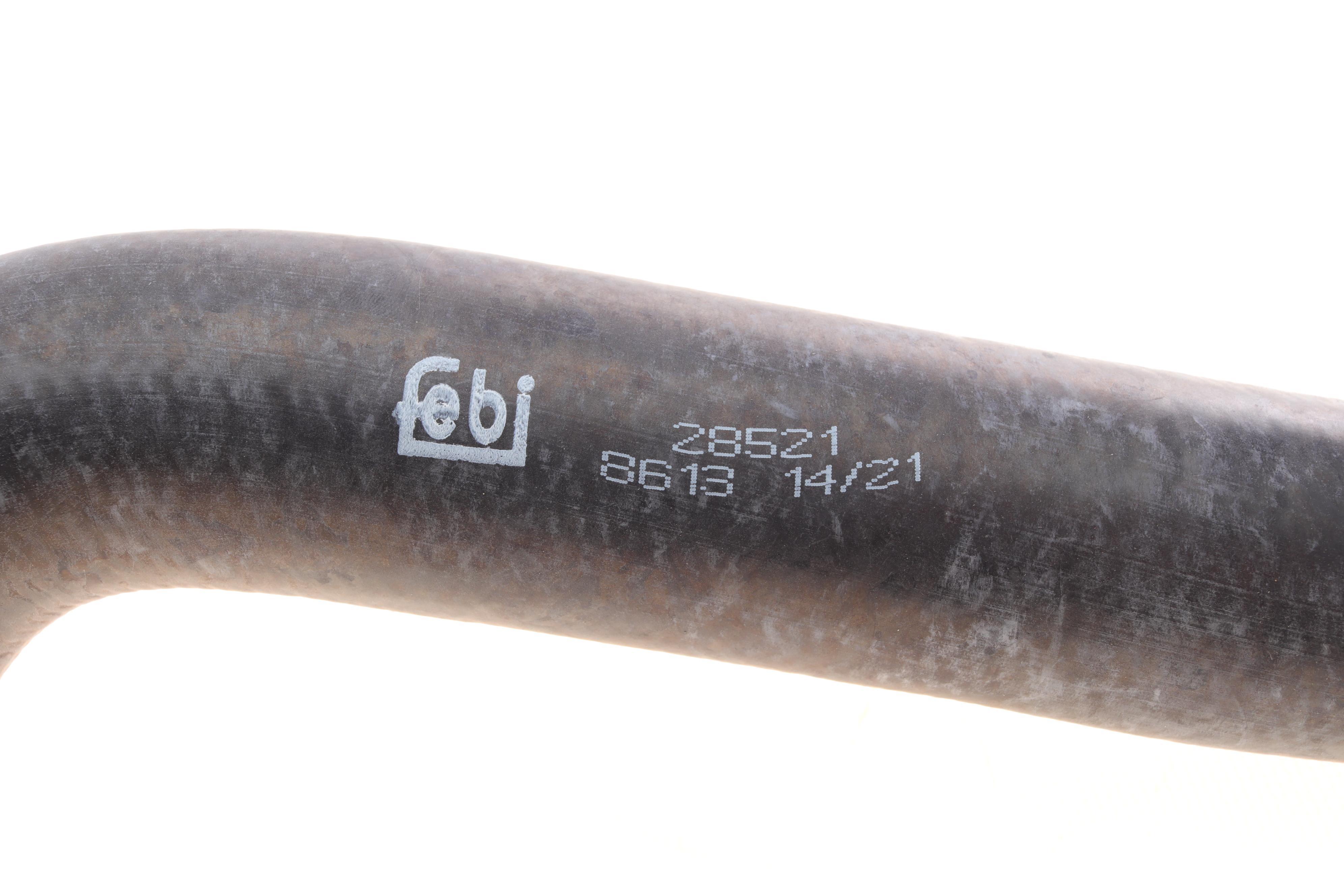 Патрубок системи охолодження (нижній) (R) BMW 3 (E46) 2.0i-3.0i 00-06 M52/M54