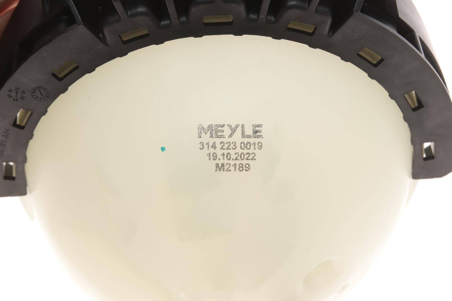 Бачок розширювальний BMW 3 (F30/F80) 12-19 B38/N13/N20/N26