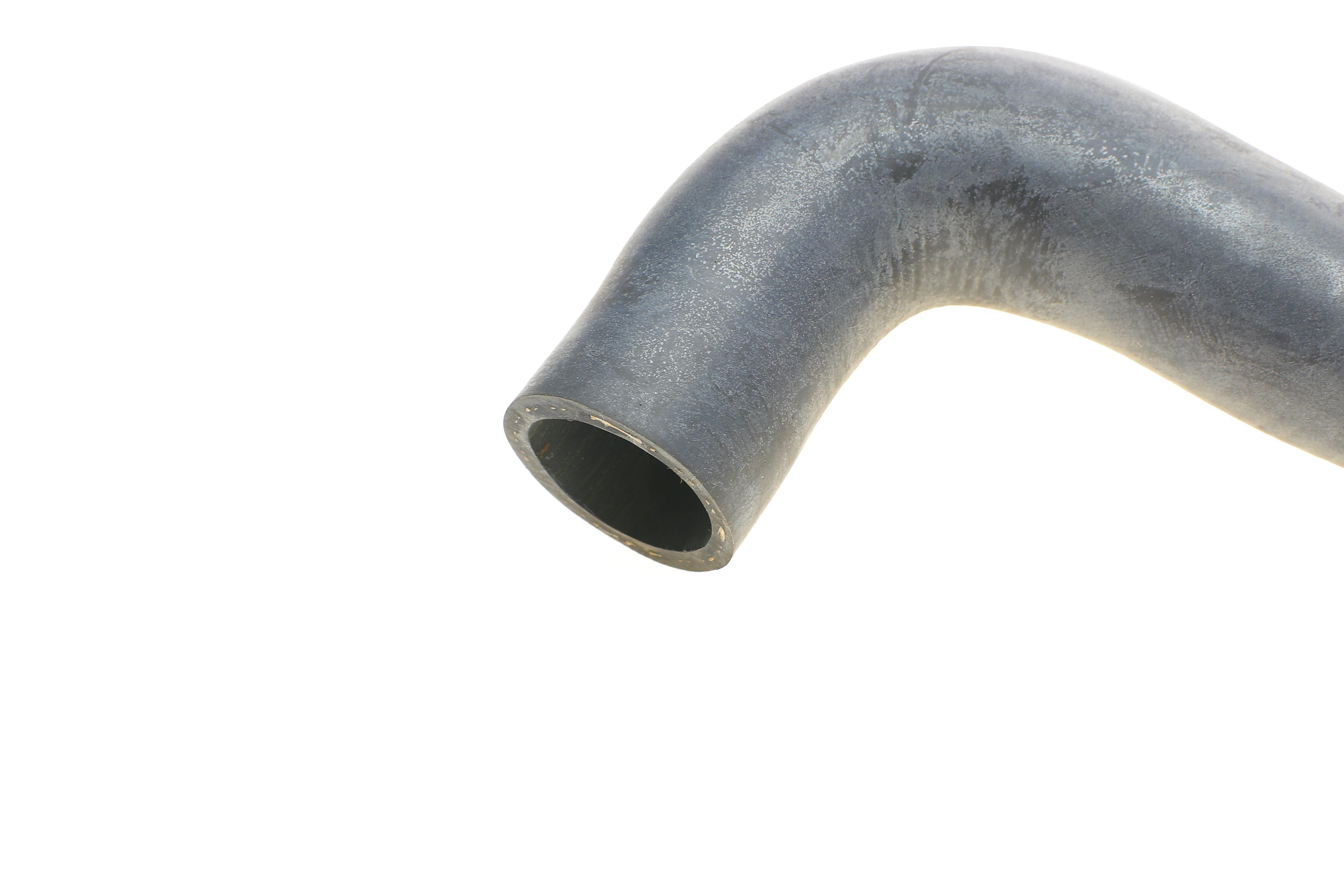 Патрубок радіатора (нижній) Ford Transit Connect 02-