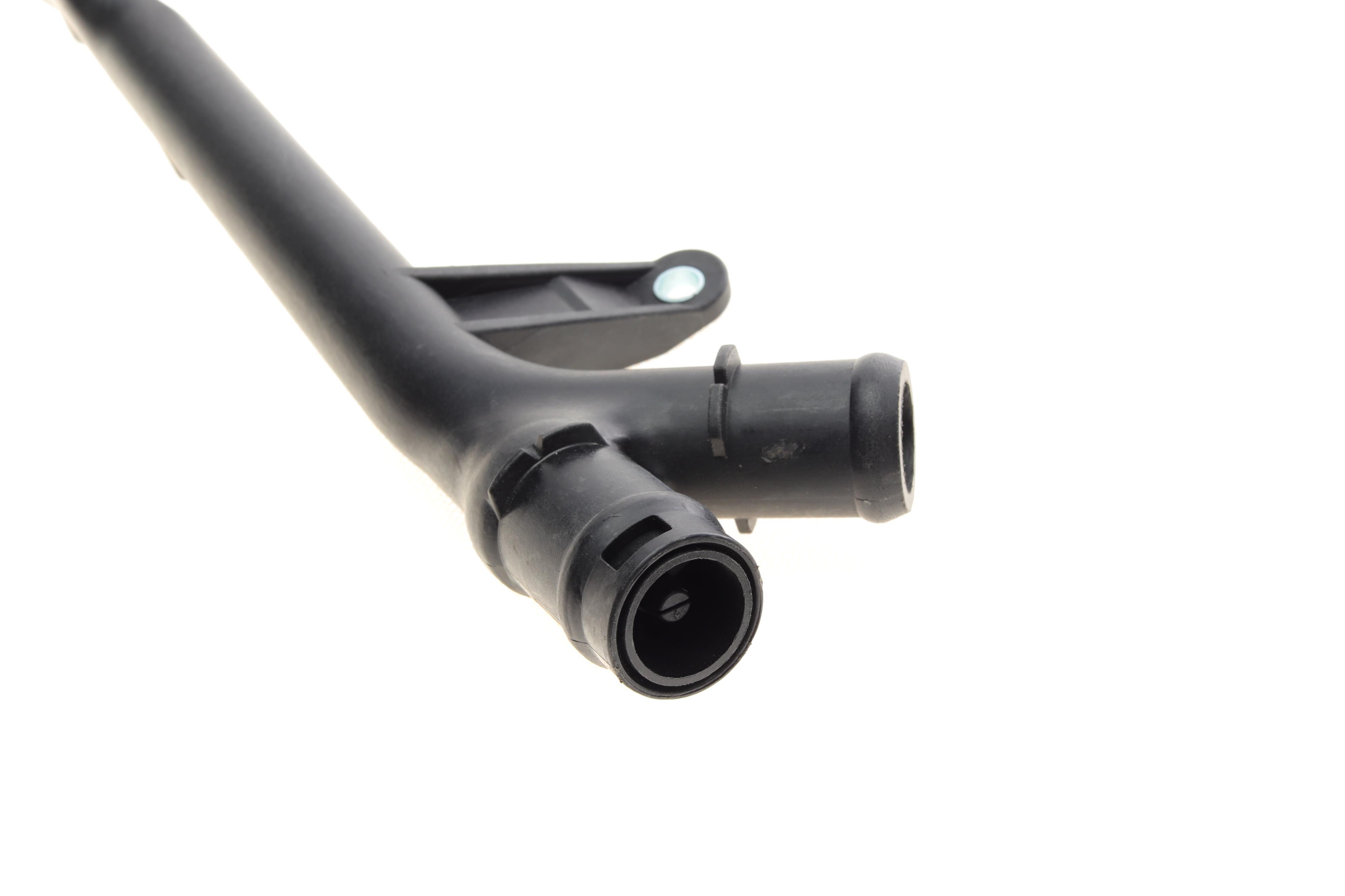 Патрубок системи охолодження MB (W203/211/212/S204)/Sprinter (906) 00-16