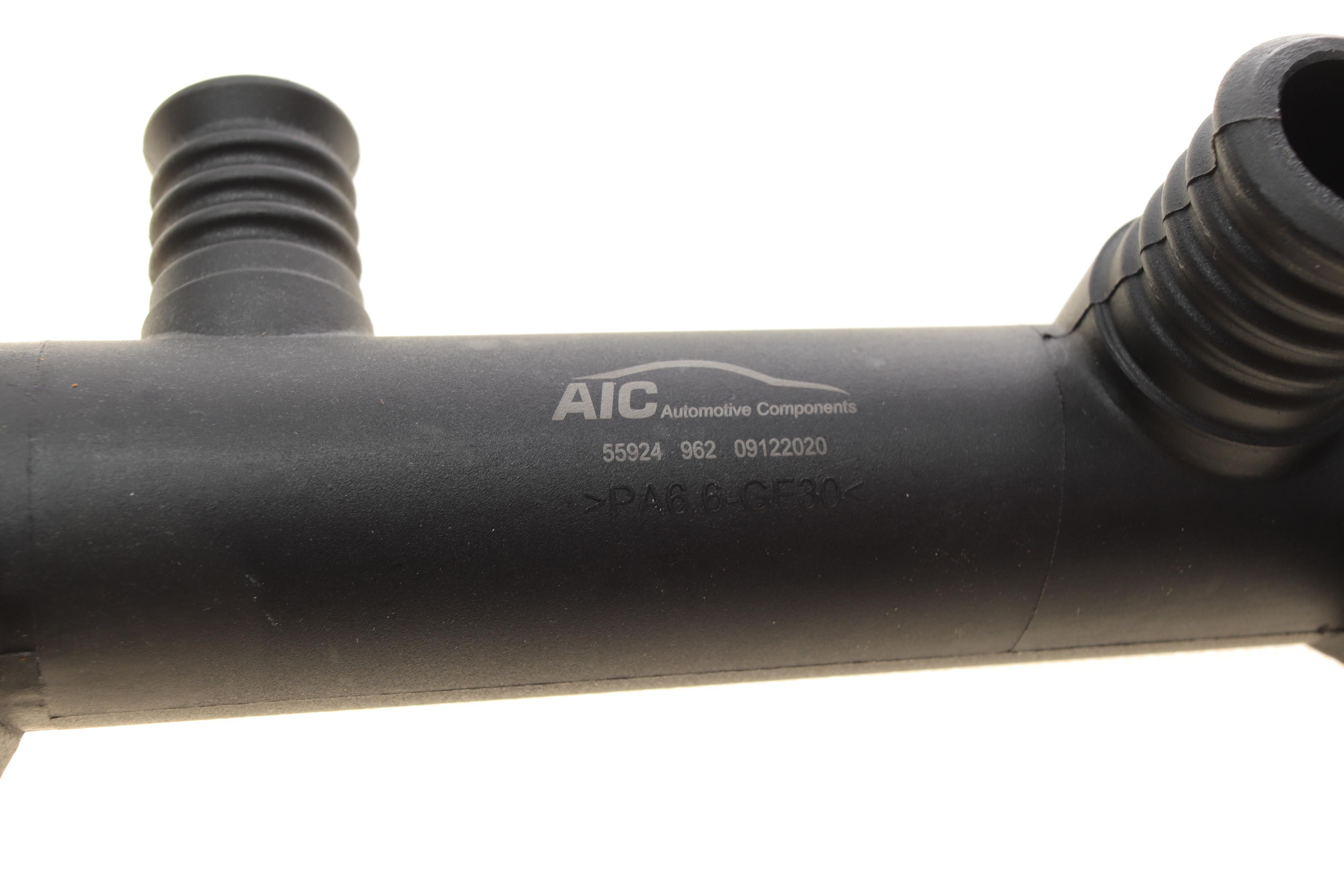 Фланець системи охолодження BMW 3 (E30/E36) 1.6-1.9i 82-03