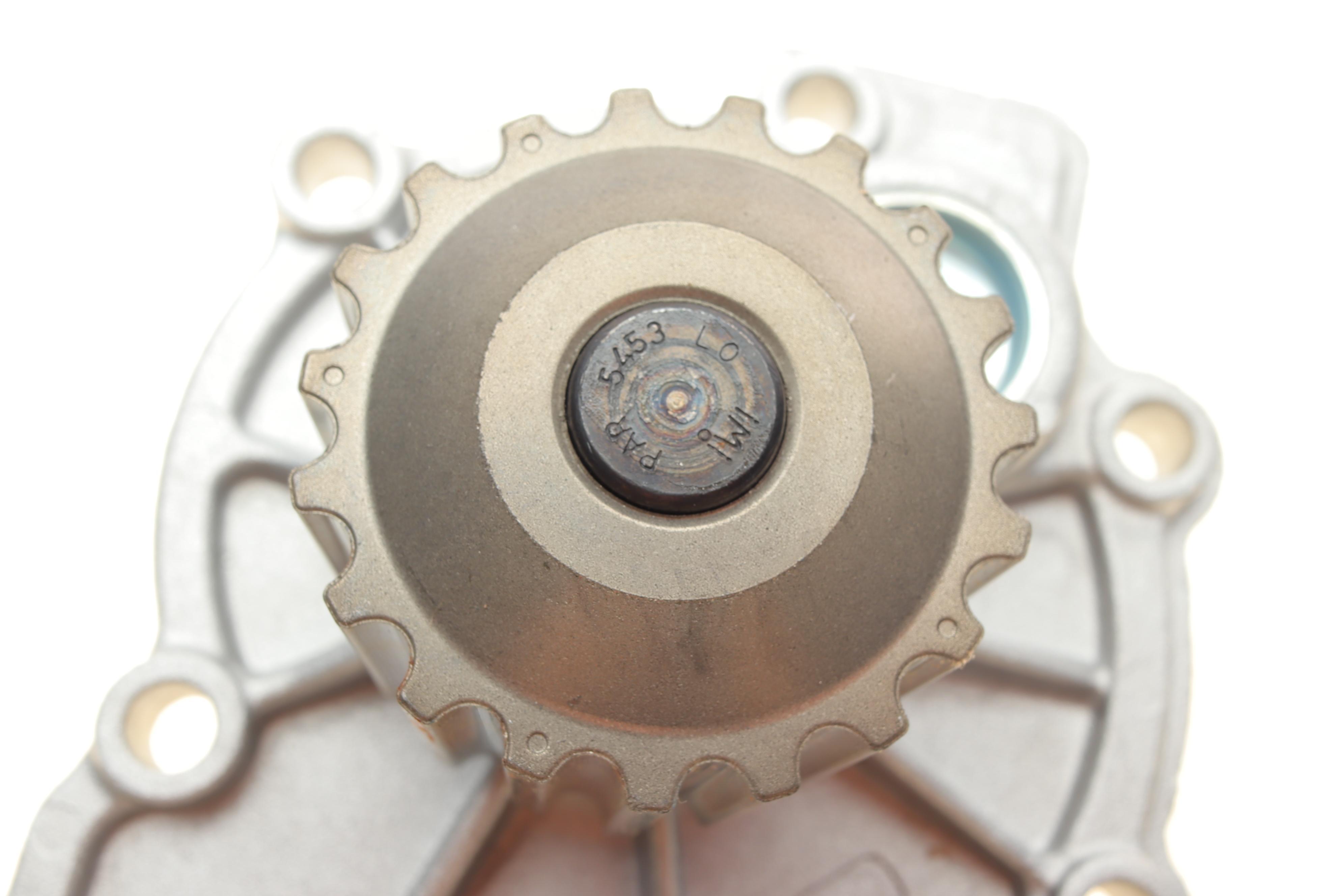 Помпа води Volvo S60/S80/S90/V40/V60/XC40/XC60/XC70/XC90 2.0D 15- (R/B) (7 лоп.)