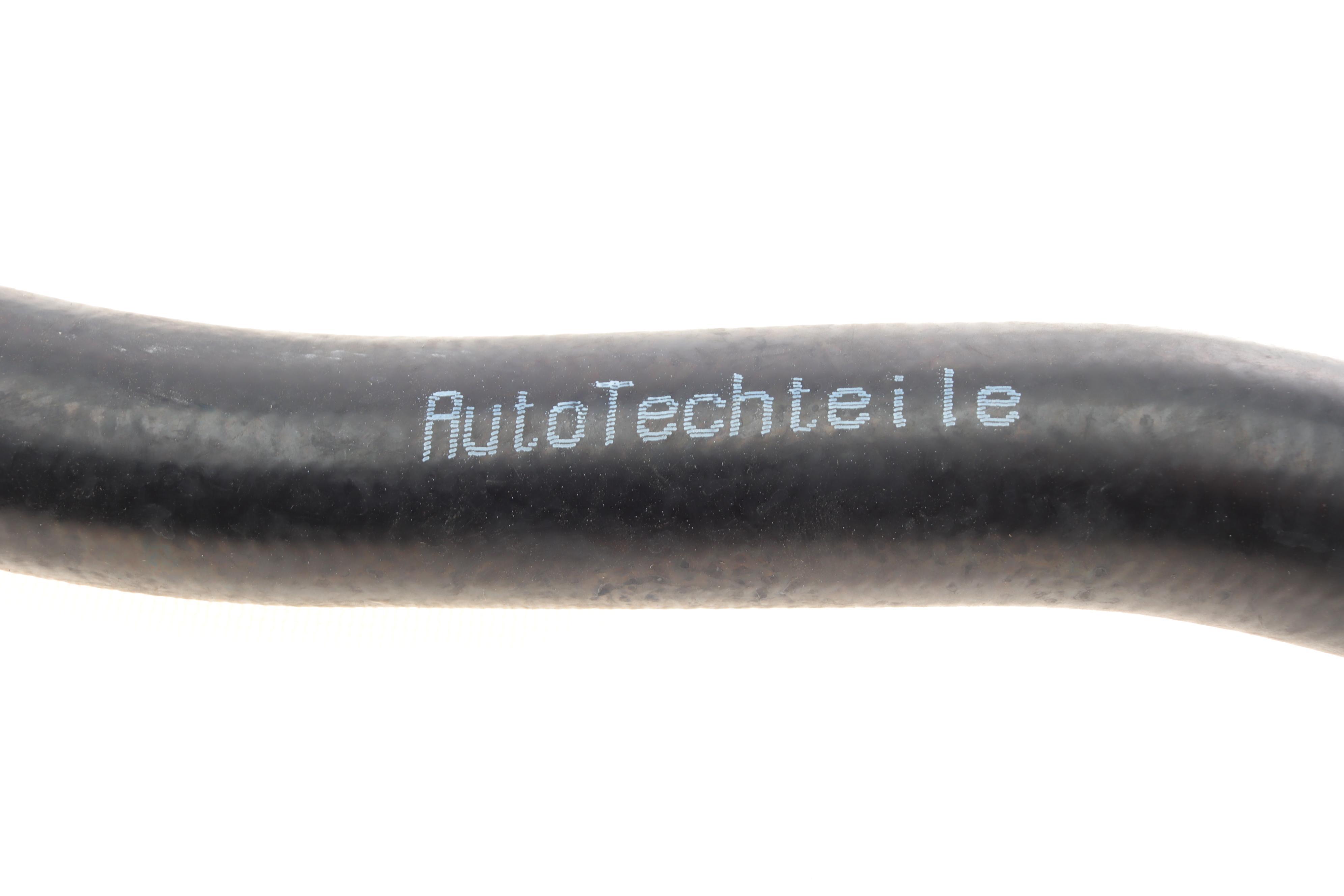 Патрубок радіатора (нижній) Audi A3/Skoda Octavia/VW Caddy/Passat/Touran 1.6/2.0 03-15