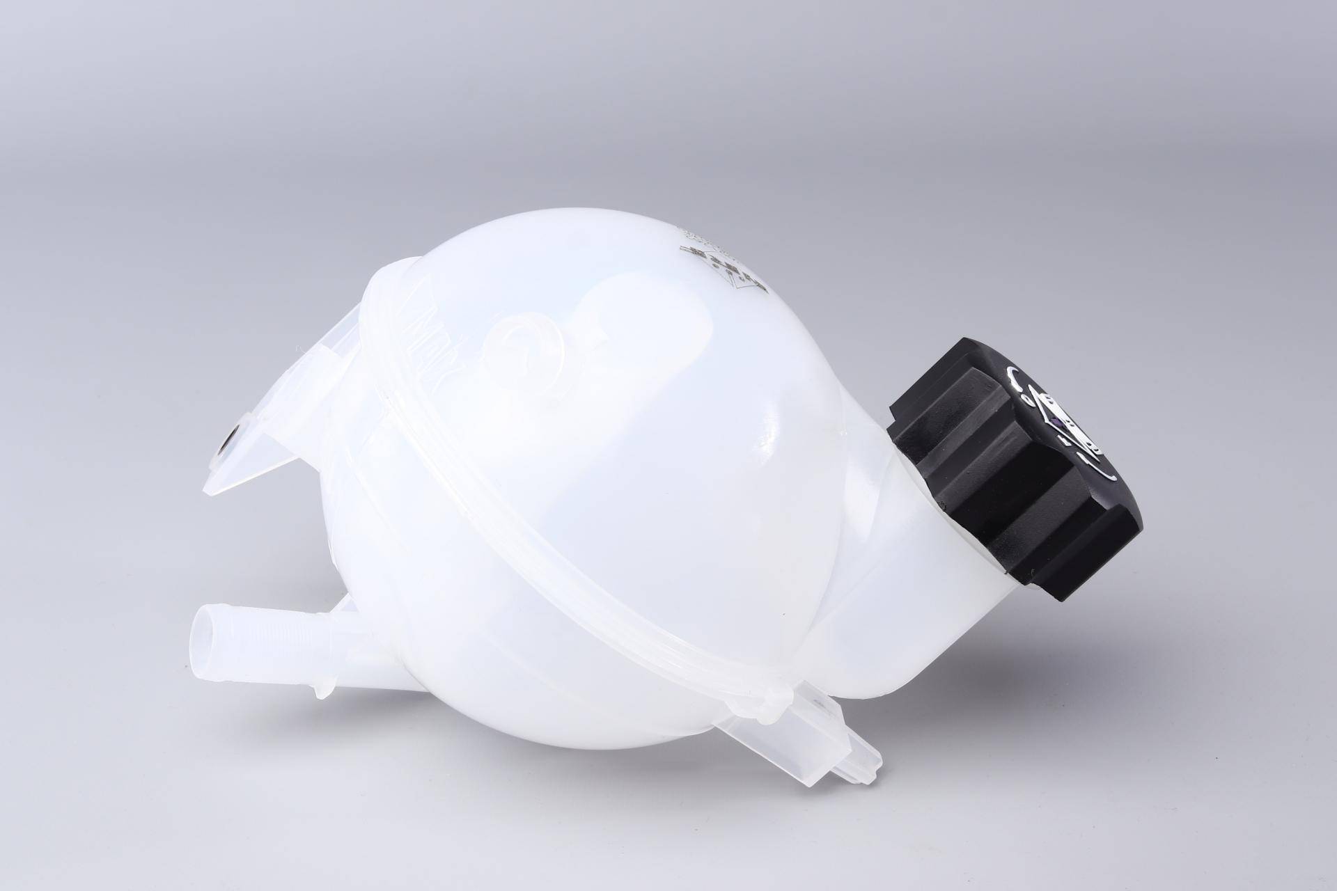 Бачок розширювальний Cirtoen C4 I/Peugeot 307 1.4-2.0 04-