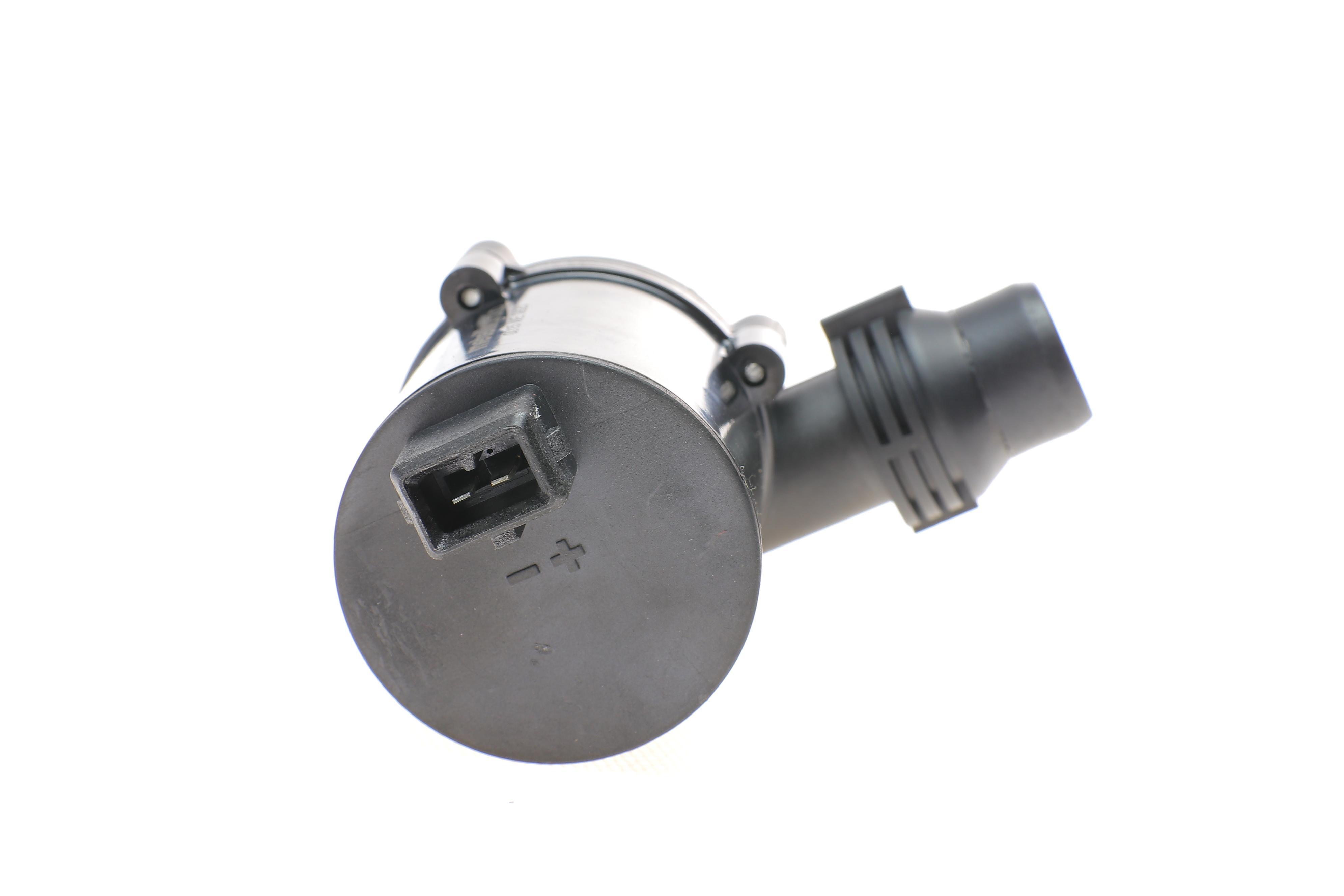 Насос системи охолодження (додатковий) BMW 5 (E39/E60/E61) 96-/7 (E65/E66/E67) 01-04/X5 (E53) 00- M5