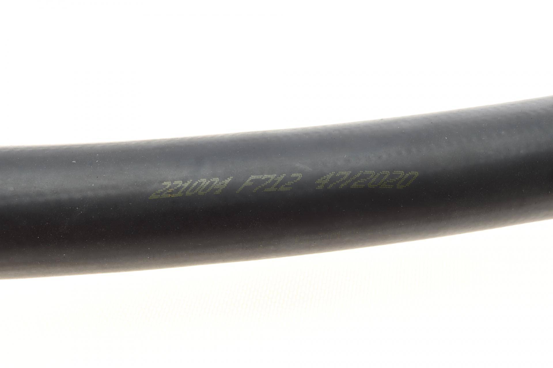 Патрубок радіатора (верхній) Audi 80/100 2.8E 90-96 (в зборі)