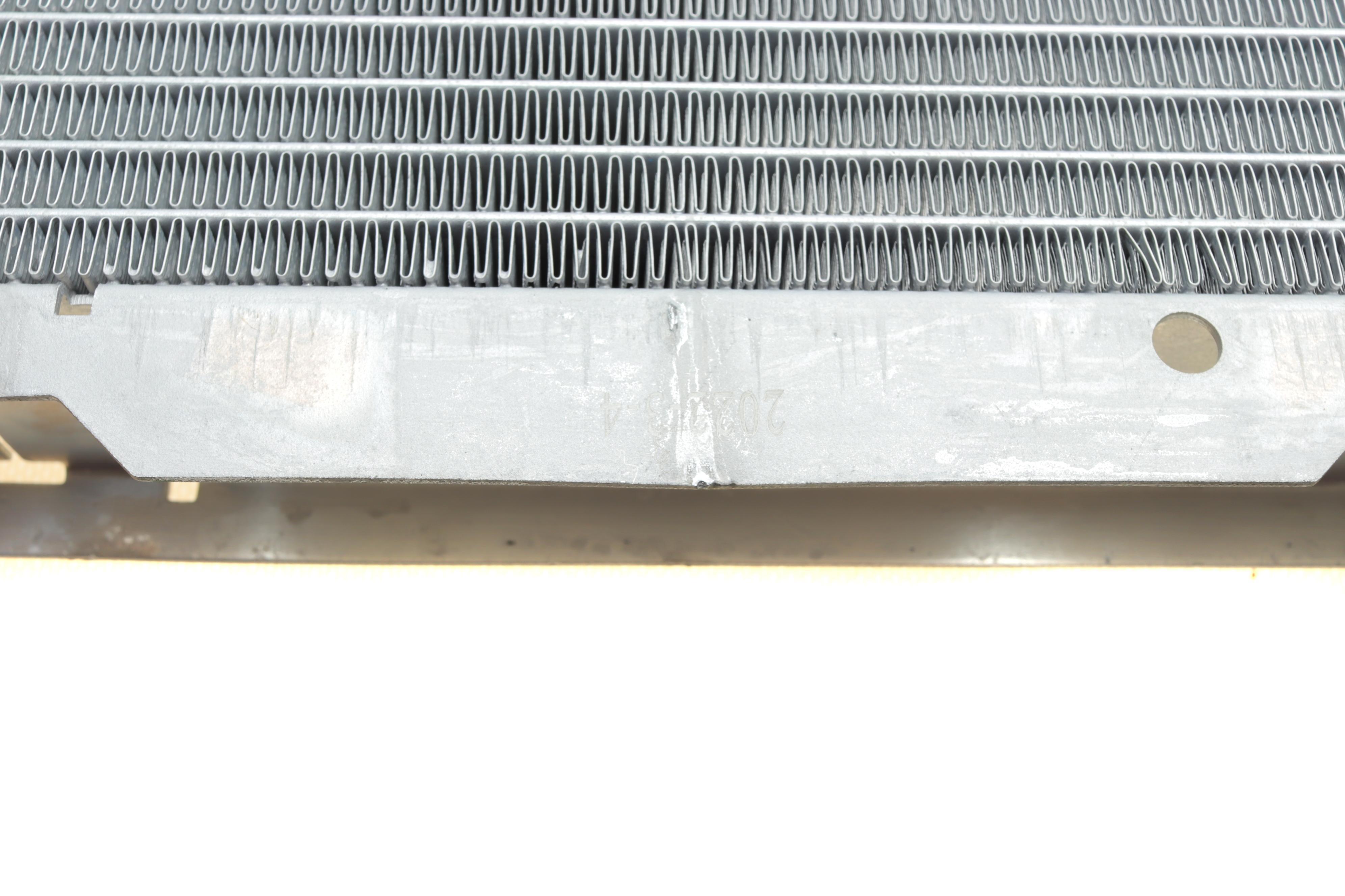 Радіатор охолодження MB G-class (W463) 90-