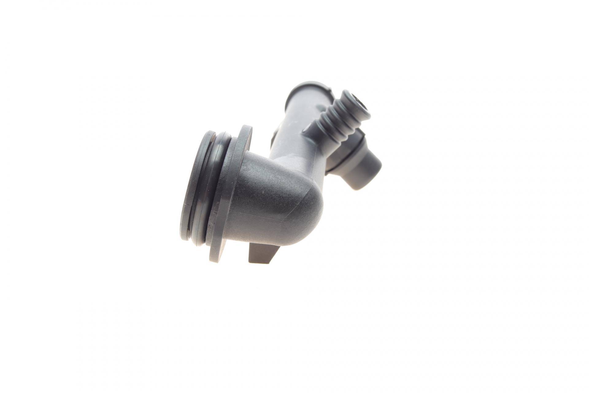 Фланець системи охолодження BMW 3 (E46) 1.6-1.8i 00-06