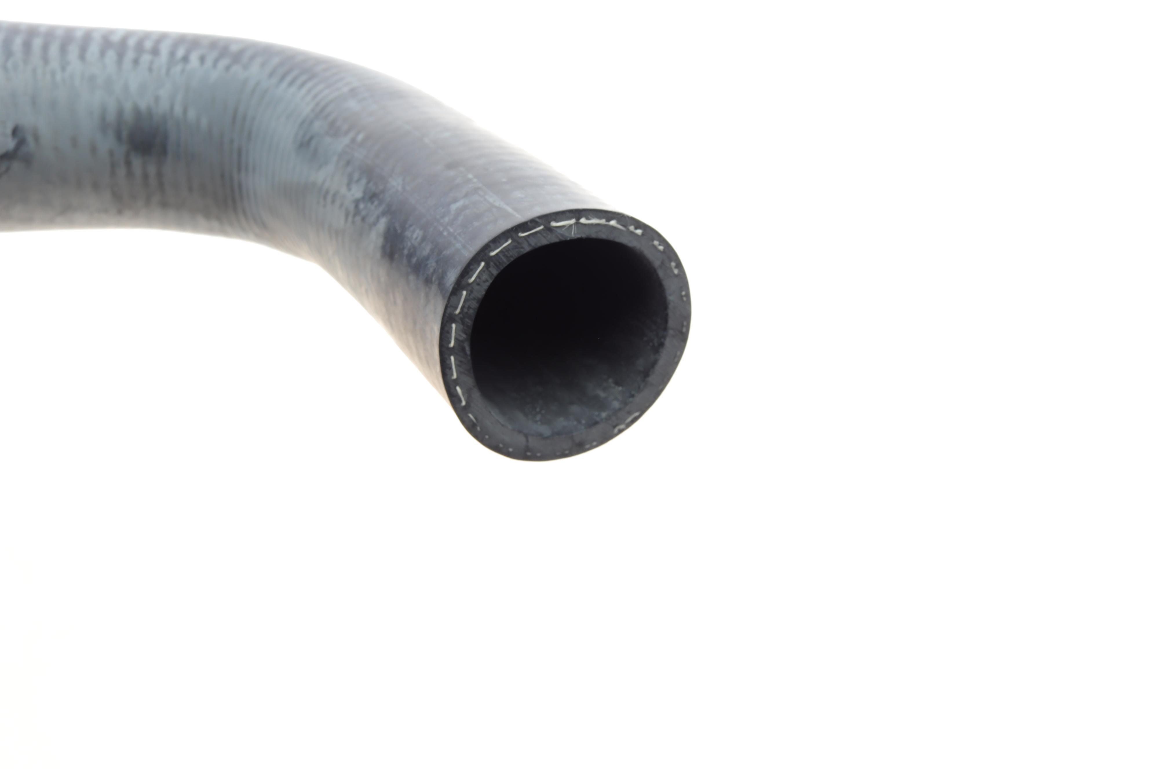 Патрубок системи охолодження MB Vito (W638) 96-03