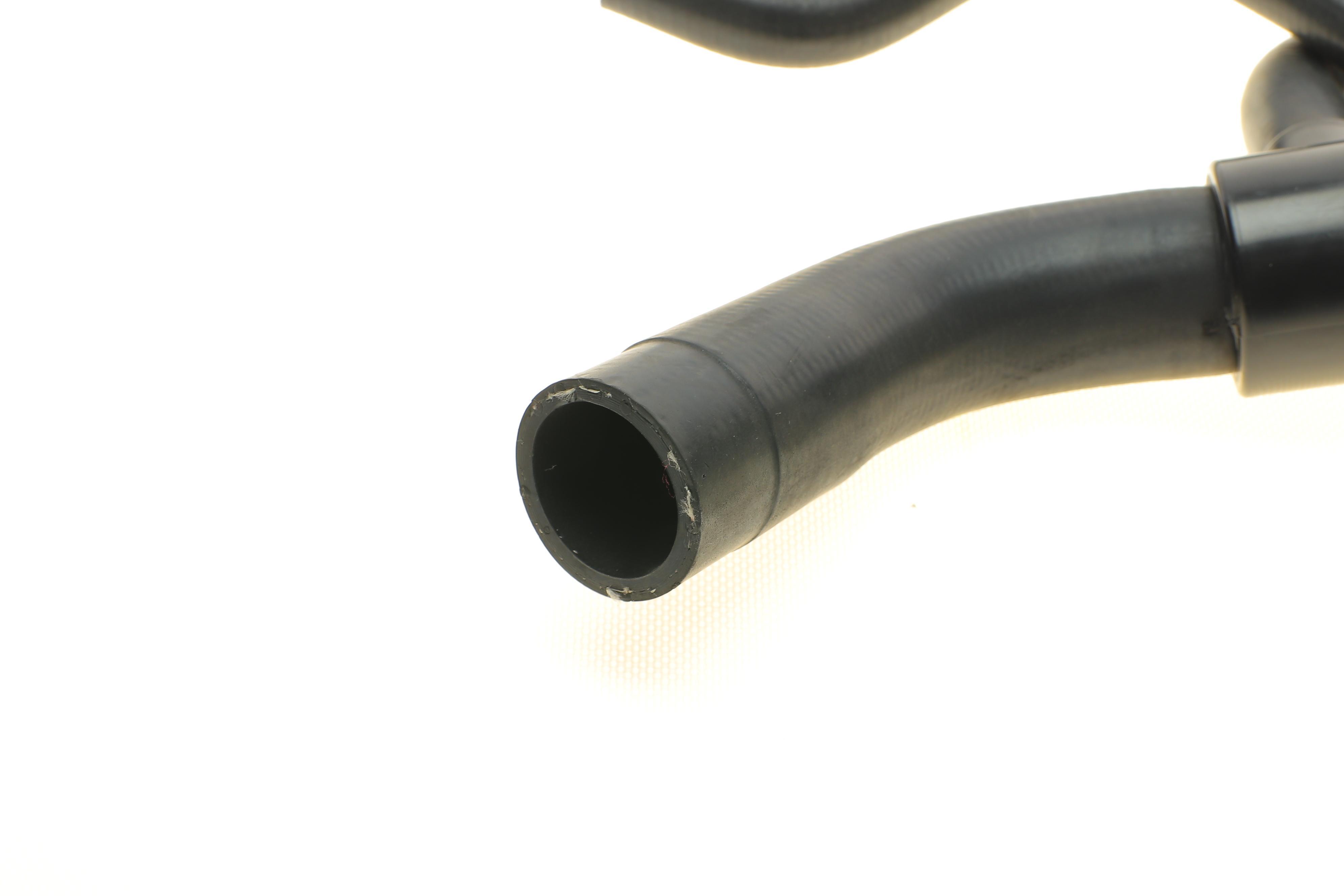 Патрубок радіатора Renault Master 2.3dCi 10-