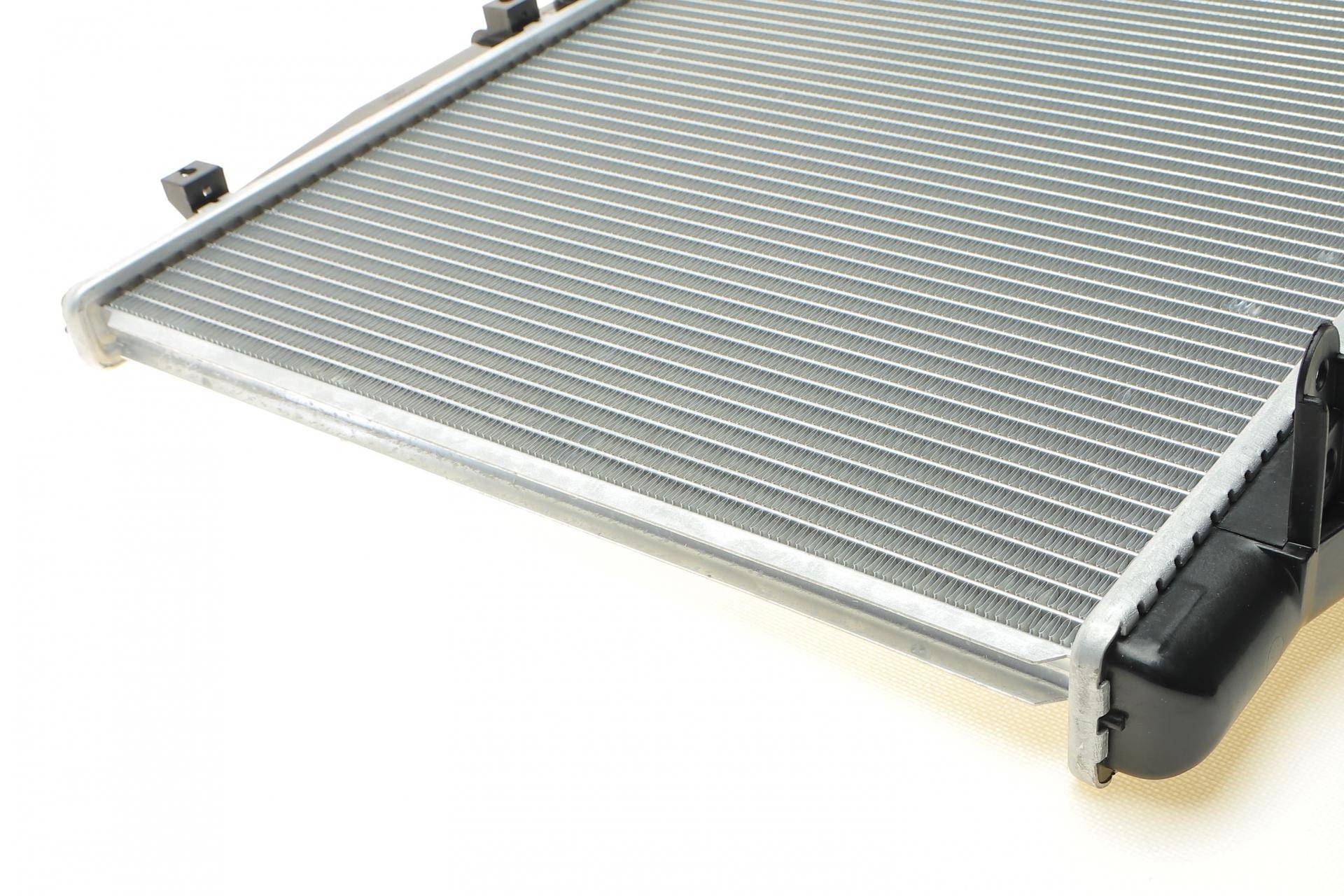 Радіатор охолодження Honda Accord VII 2.4 03-08