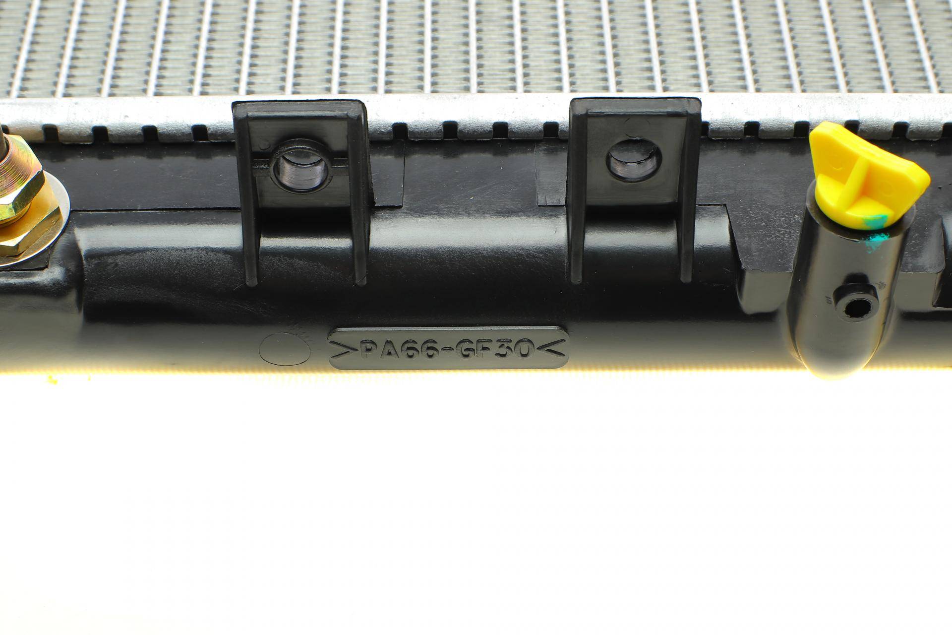 Радіатор охолодження Honda Accord VII 2.4 03-08