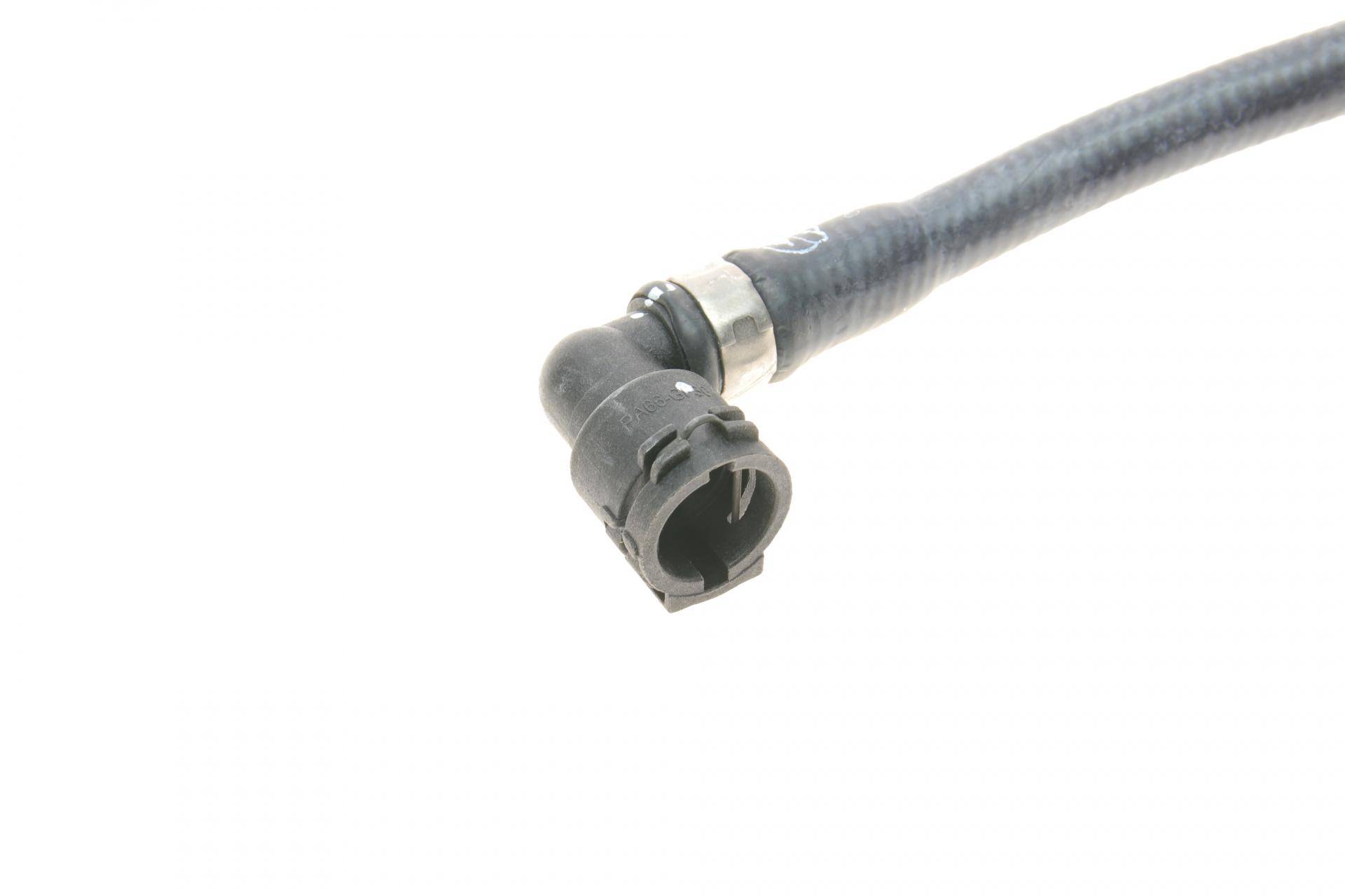 Патрубок системи охолодження BMW 7 (E65/E66/E67) 01-08 N52/M54/N62