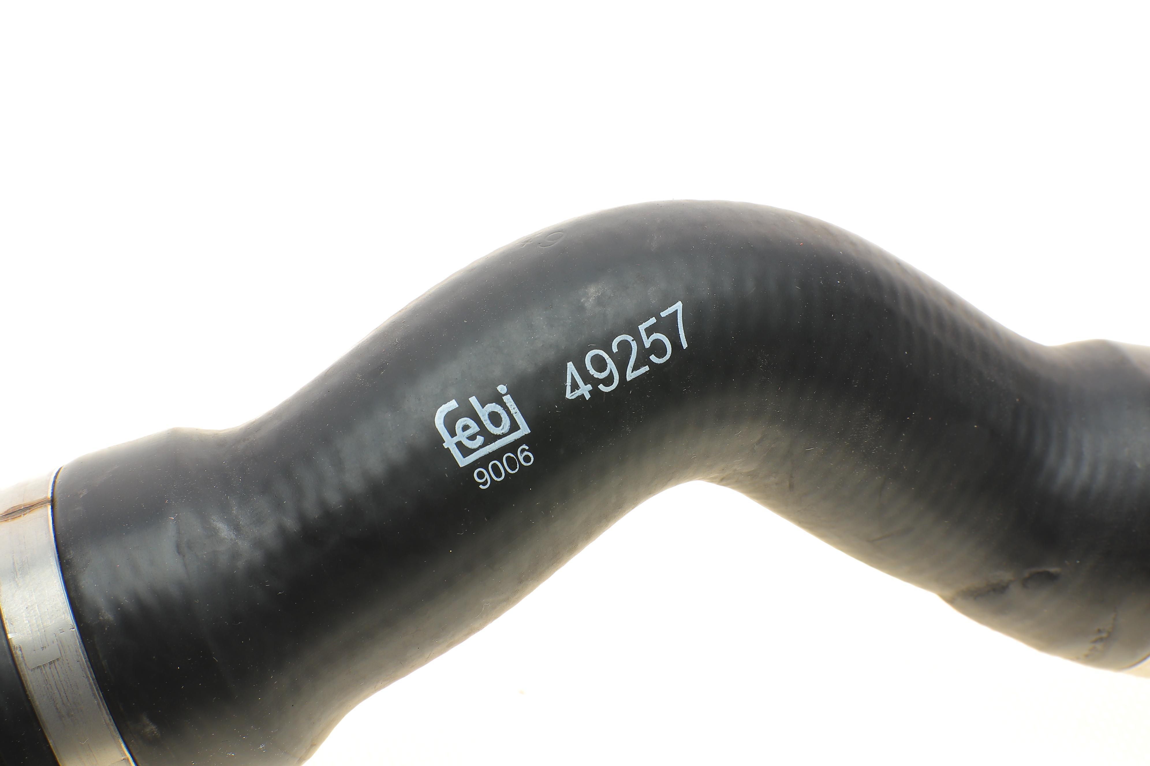 Патрубок радіатора (верхній) BMW 1 (E81/82/87/88)/3 (E90/91/92/93)/X1 (E84) 2.5i/3.0i 04-13(N52/N53)