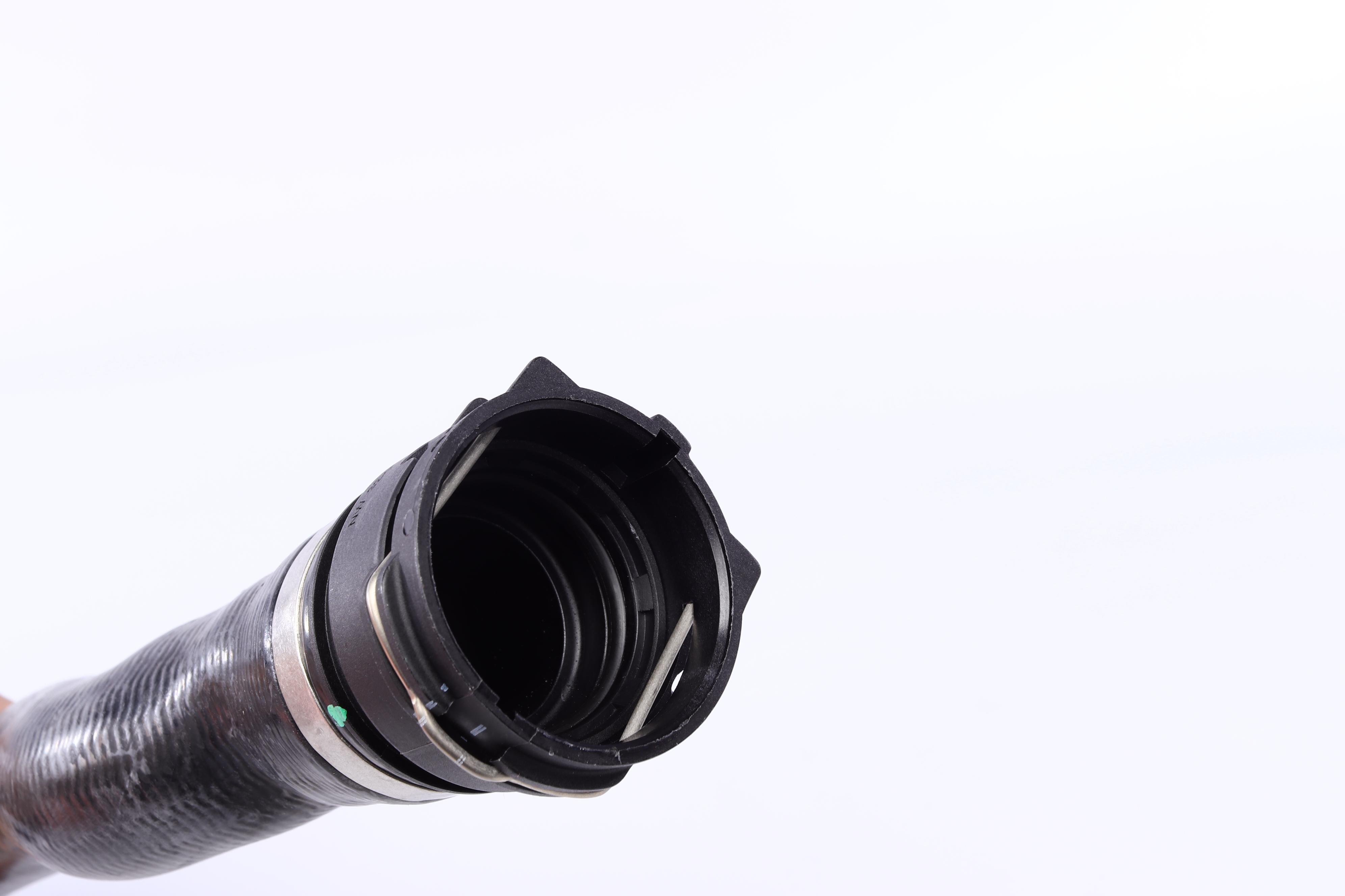 Патрубок радіатора (верхній) BMW 5 (E60) 03-10