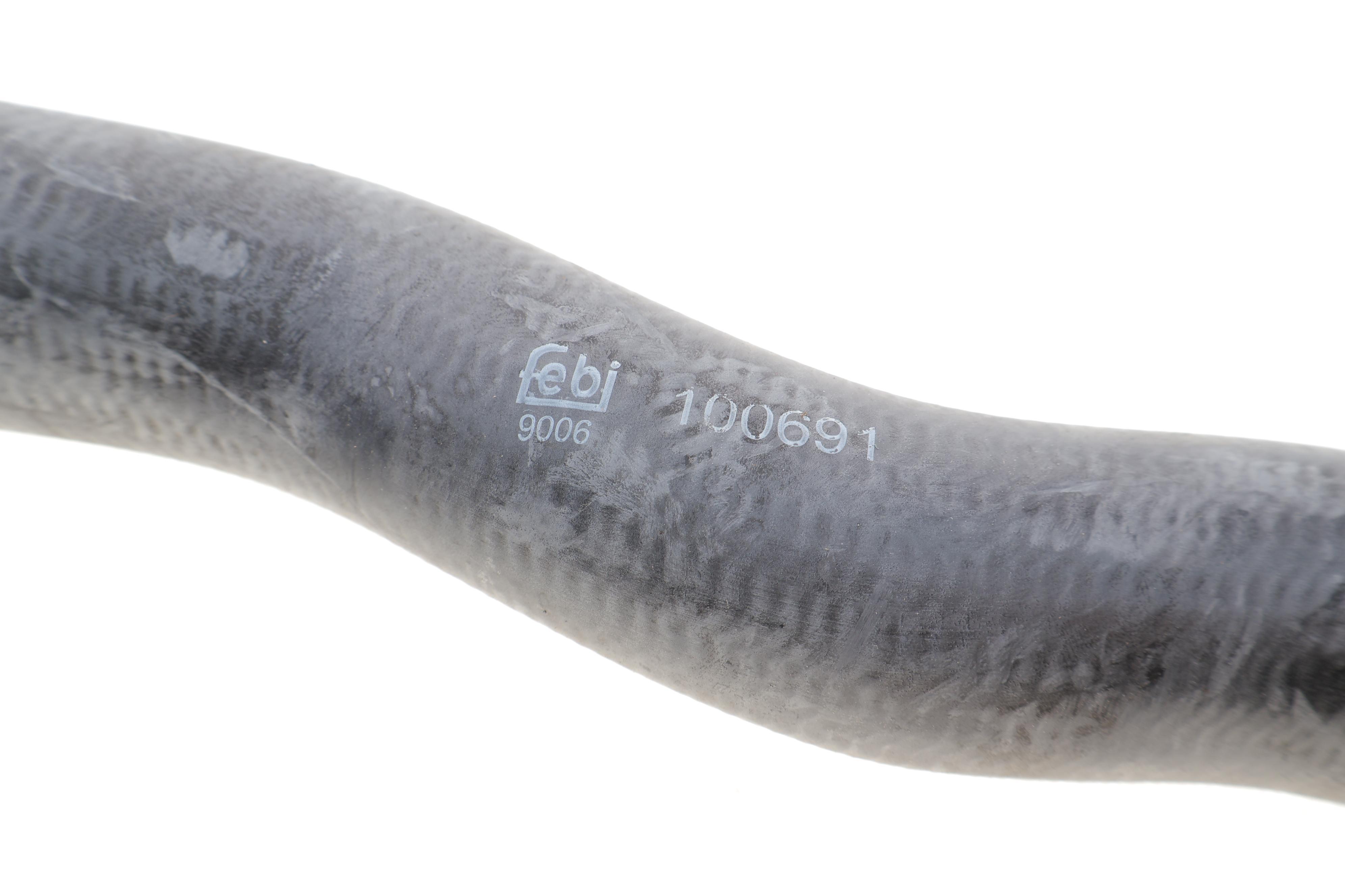 Патрубок радіатора BMW 5 (E60/E61)/6 (E63/E64)/7 (E65/E66/E67) 3.6-4.8 01-10