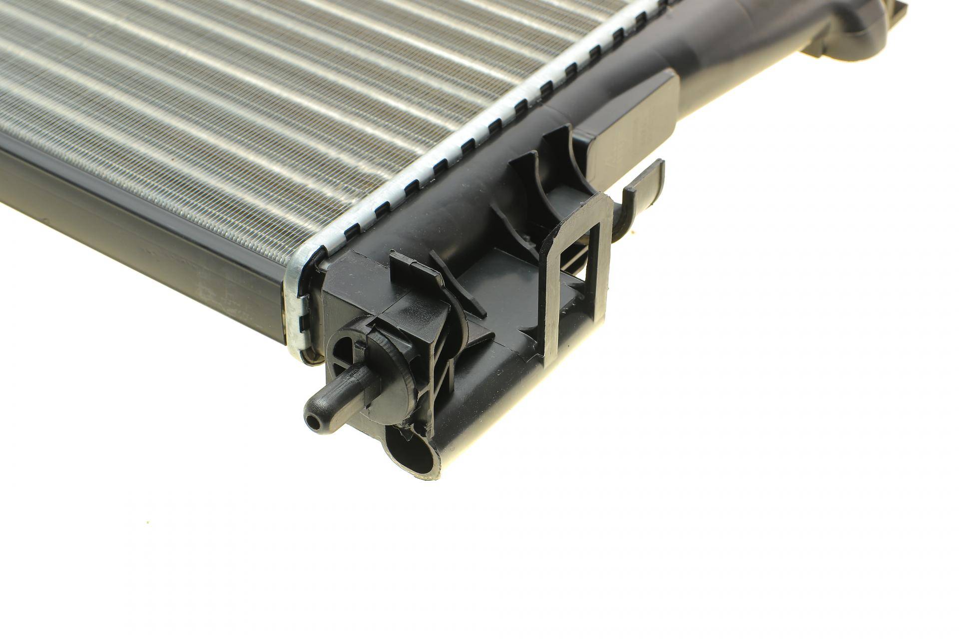 Радіатор охолодження Opel Corsa D 1.0-1.4 06-14