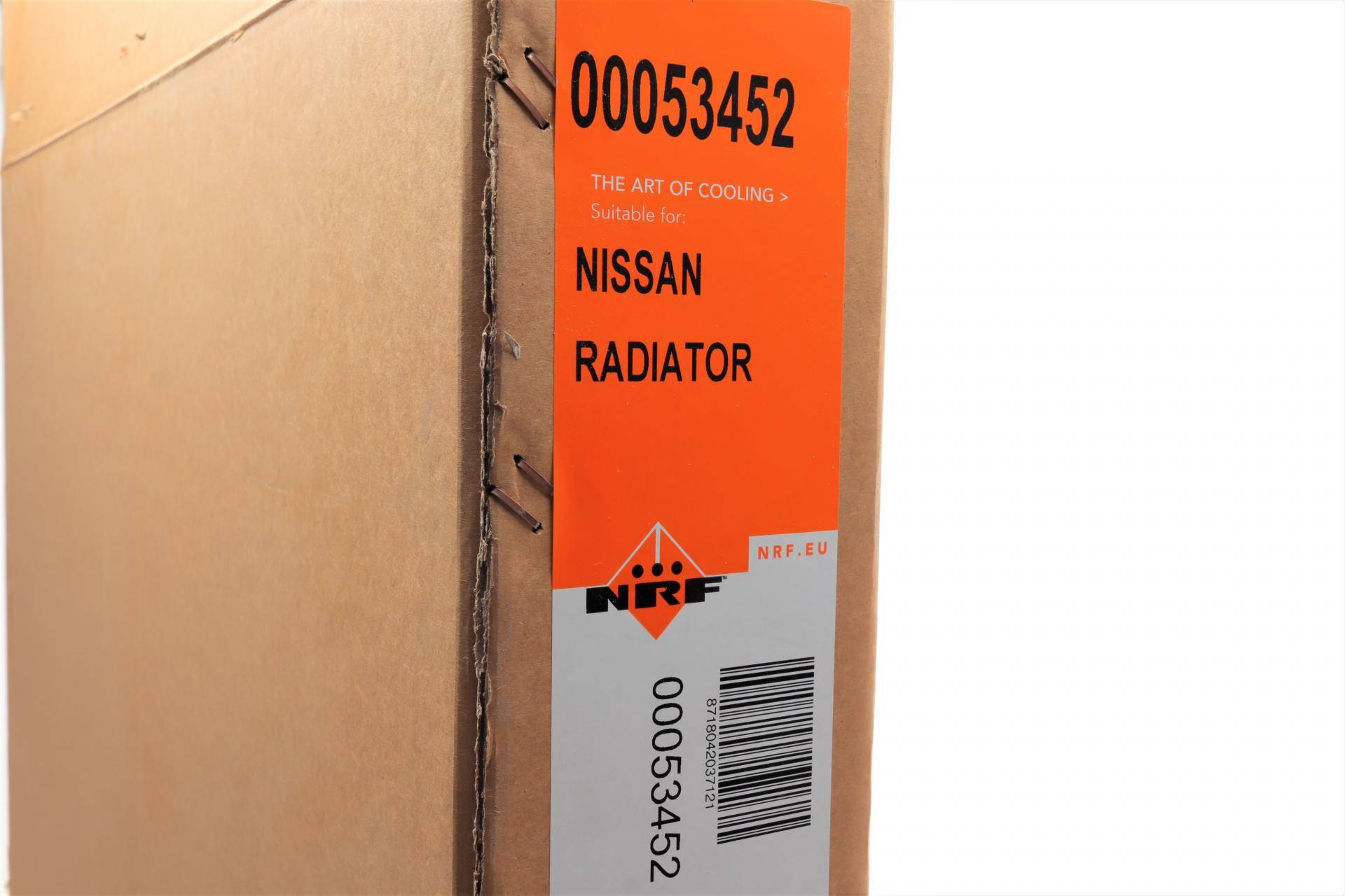 Радіатор охолодження Nissan X-Trail 2.0/2.5 01-13