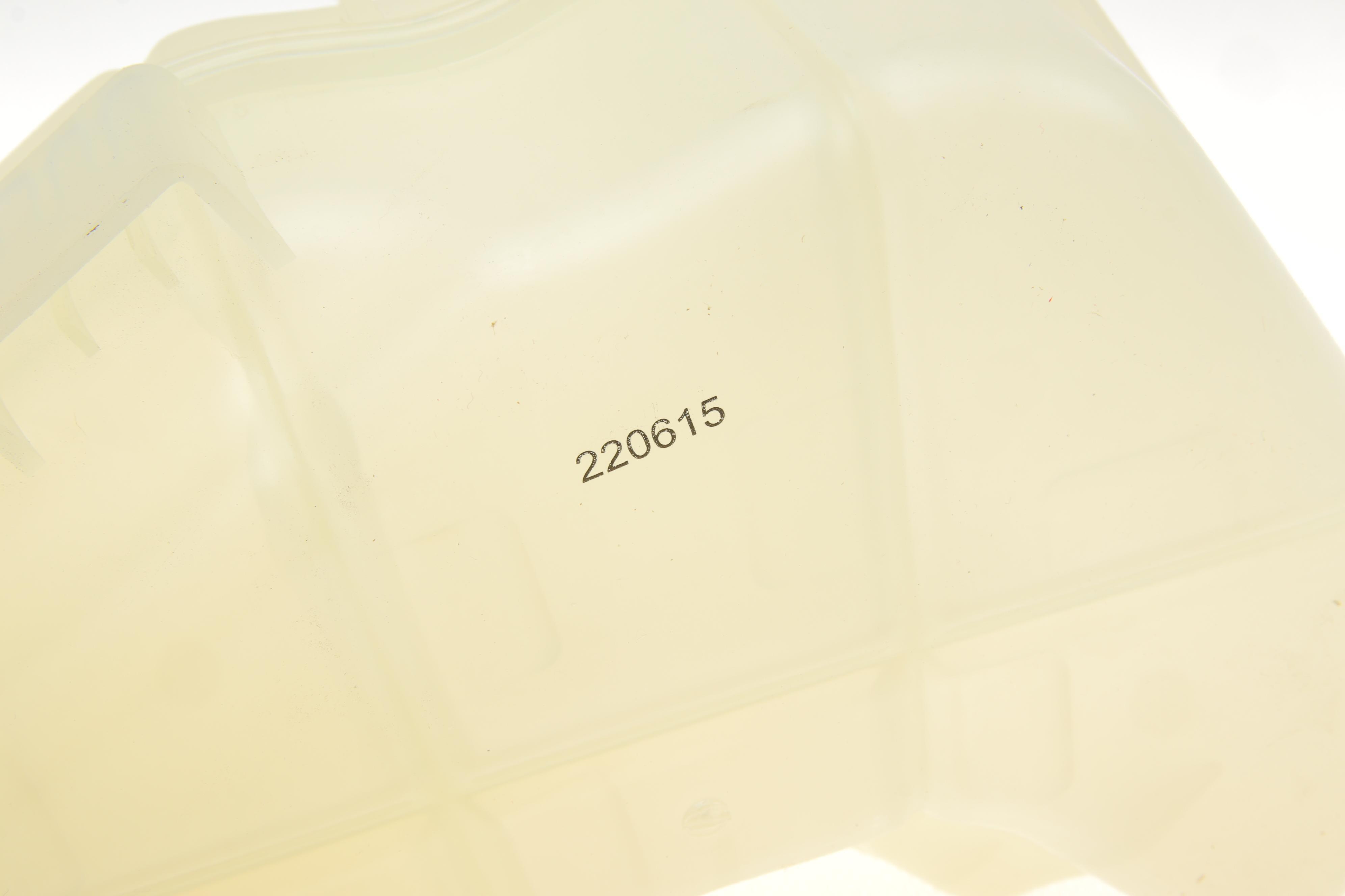 Бачок розширювальний Chevrolet Aveo 1.2-1.6 11-