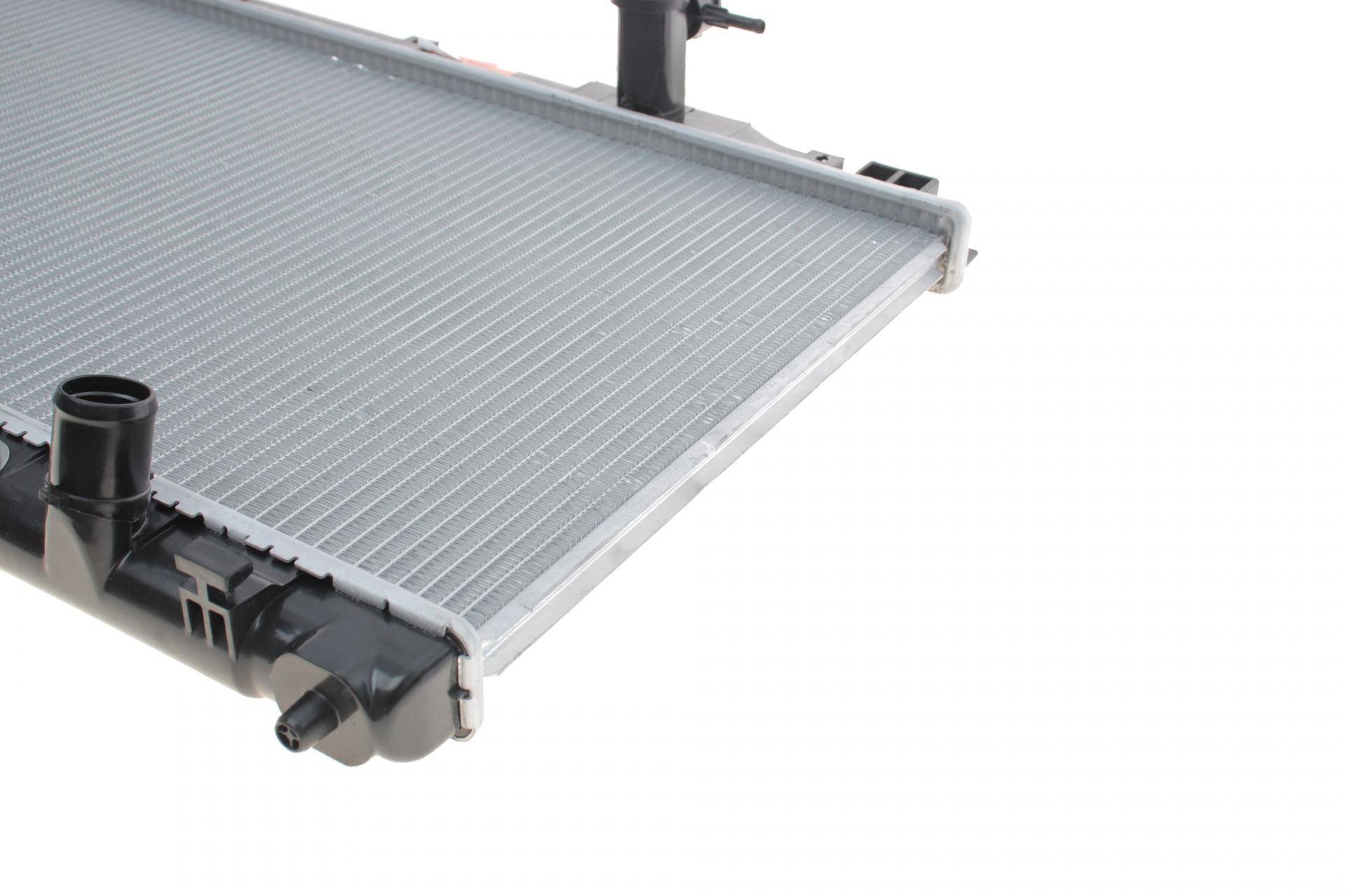 Радіатор охолодження Toyota Camry 01-06