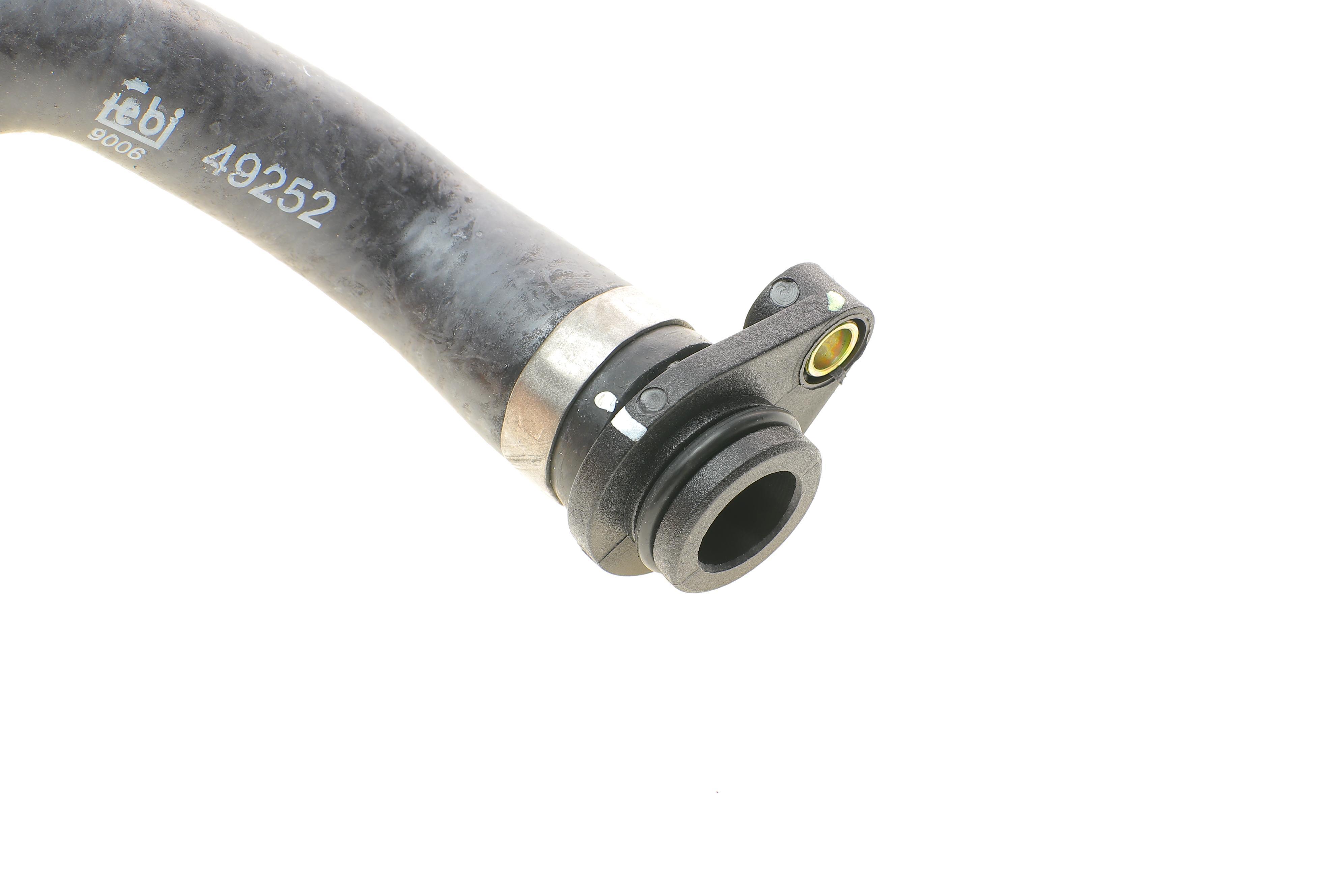 Патрубок системи охолодження BMW 1 (E81/E87/E88)/3 (E46/E90/E91)/X3 (E83) 1.6/1.8/2.0 01-13