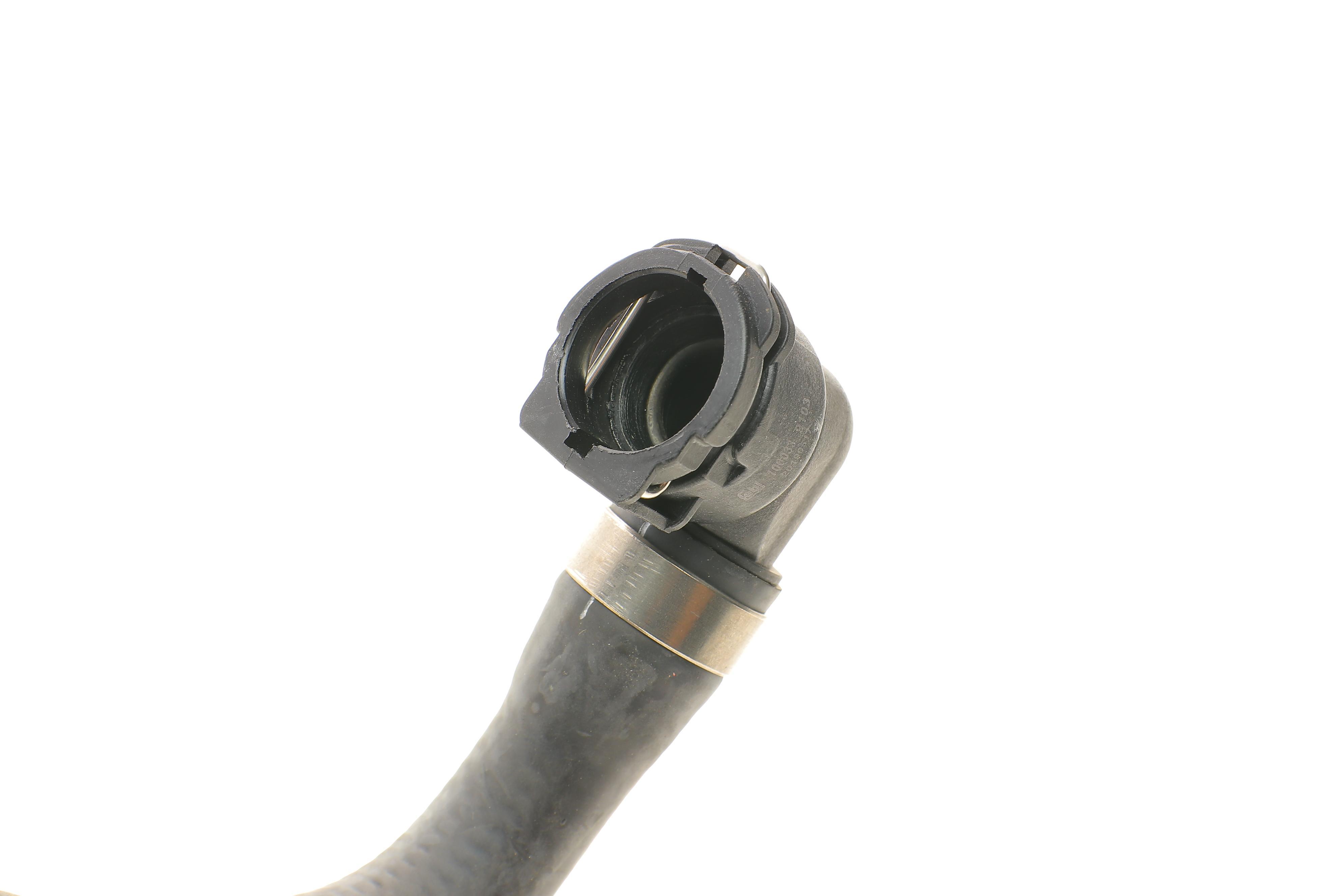 Патрубок радіатора (верхній) BMW 5 (E39)/7 (E38) 3.5i/4.4i 96-03 (в зборі з трубкой)