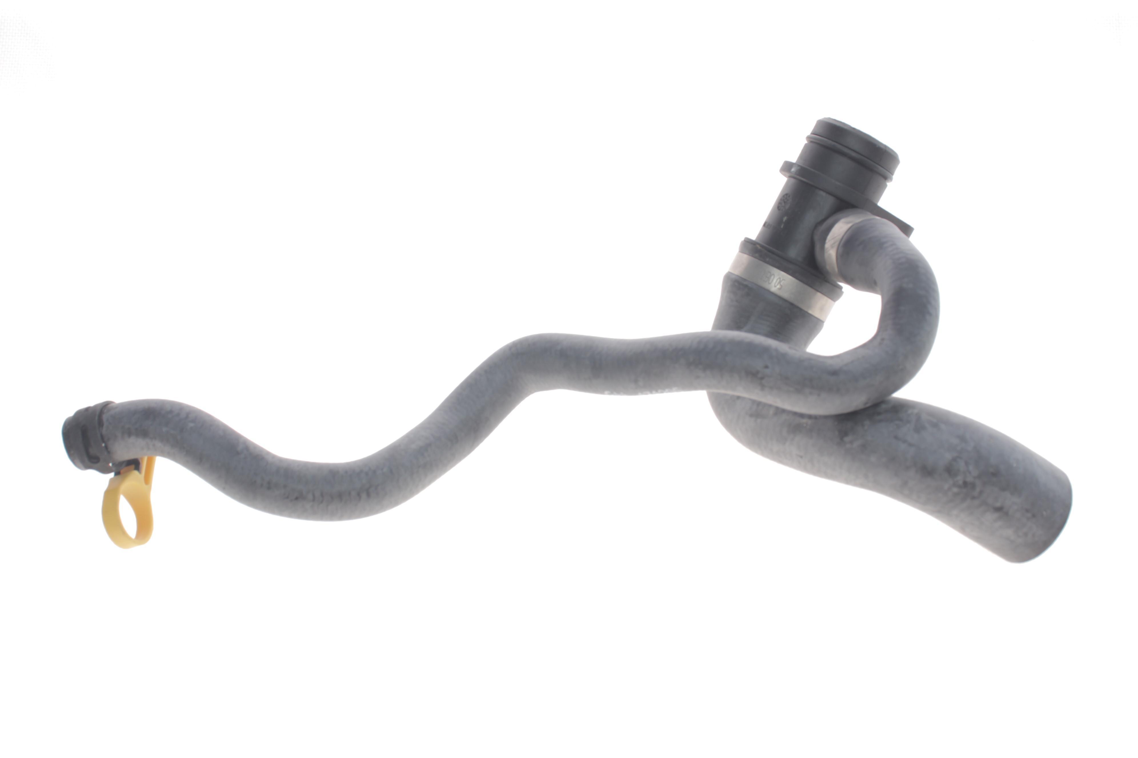 Патрубок радіатора BMW 3 (F30/F80)/5 (F10)/X5 (F15/F85) 10-18 N20/N26